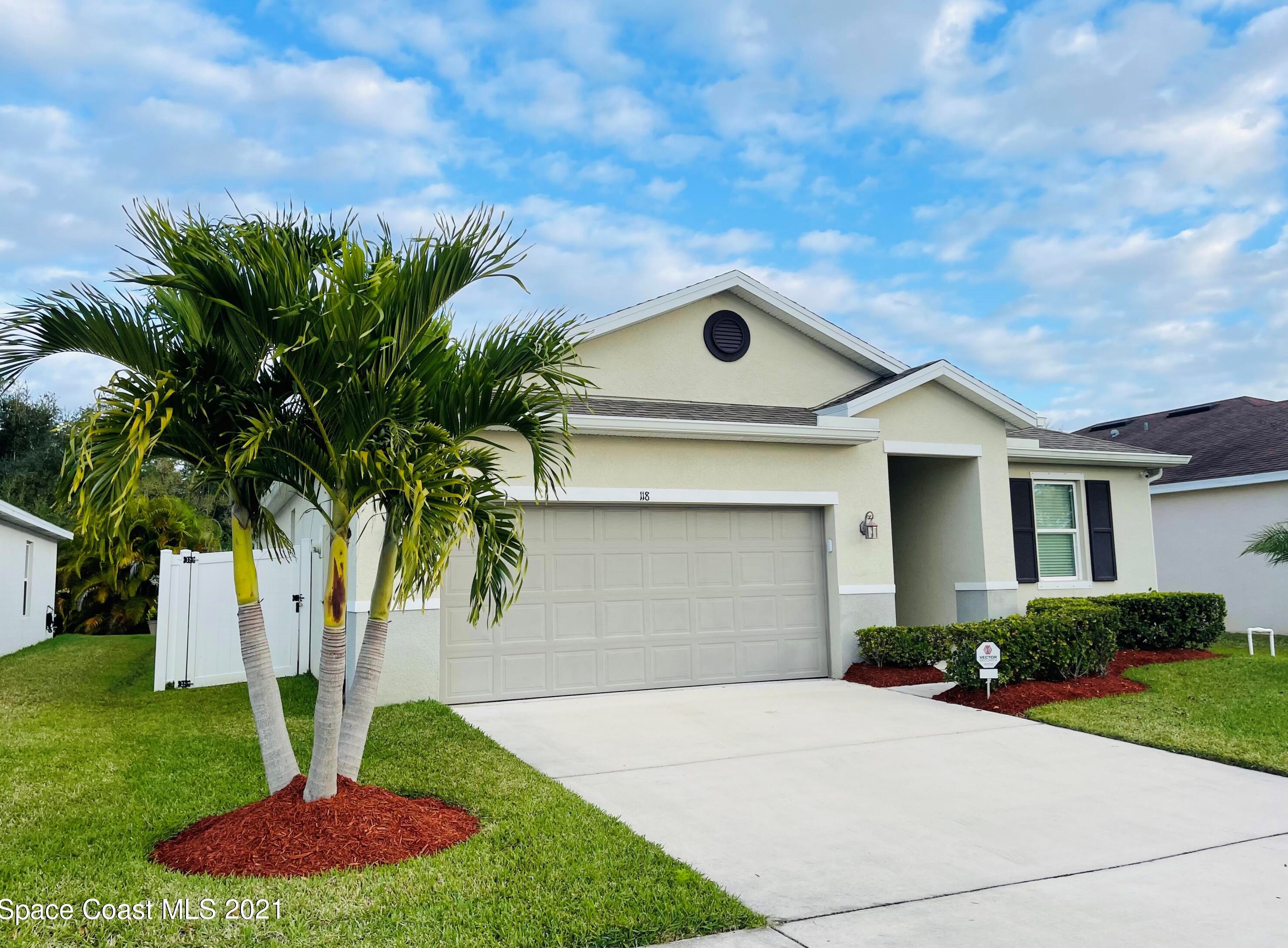 118 Port Royal Ct, Sebastian, FL 32958