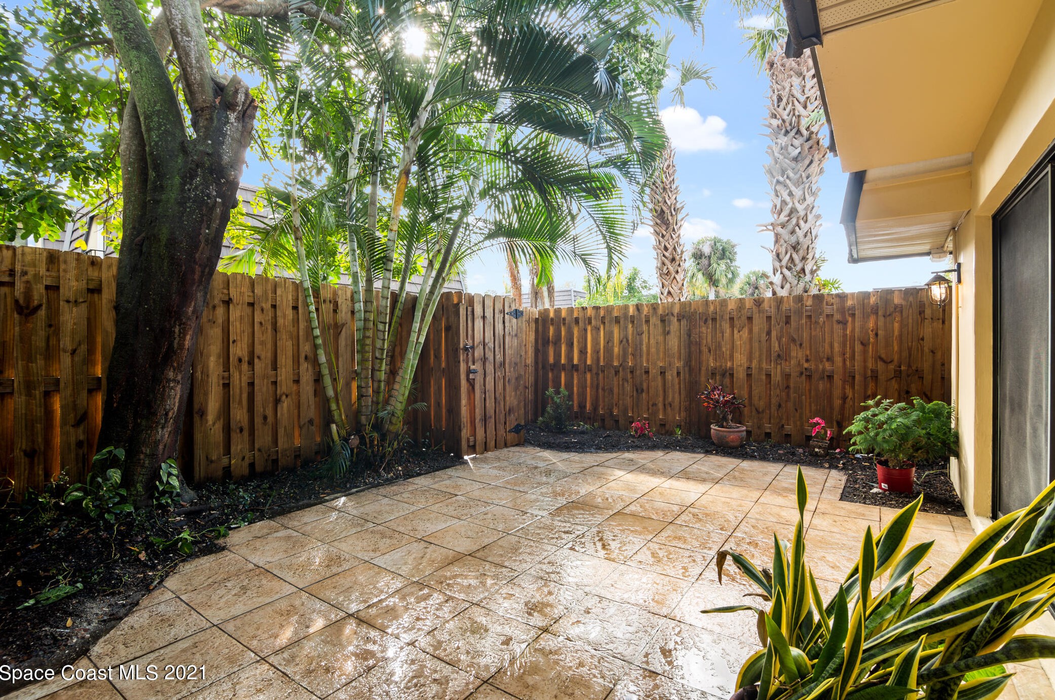 3616 Vista Oaks Cir, Melbourne, FL 32905-3137