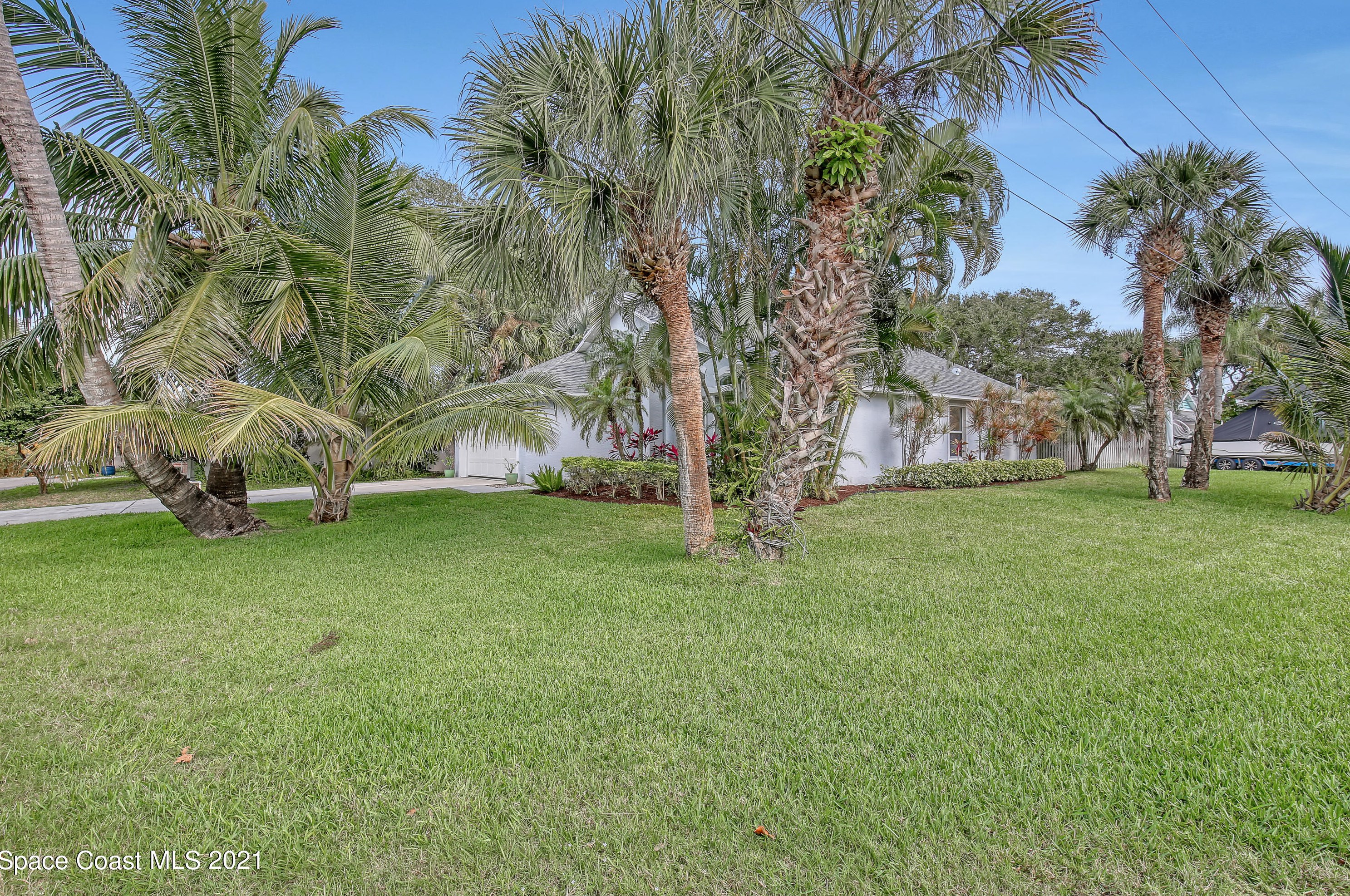 6705 Floridana Ave, Melbourne, FL 32951-3844