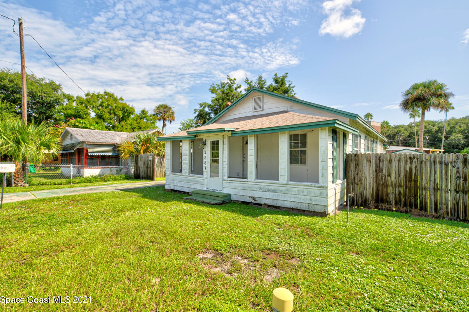 2337 Broadway Ave, Mims, FL 32754