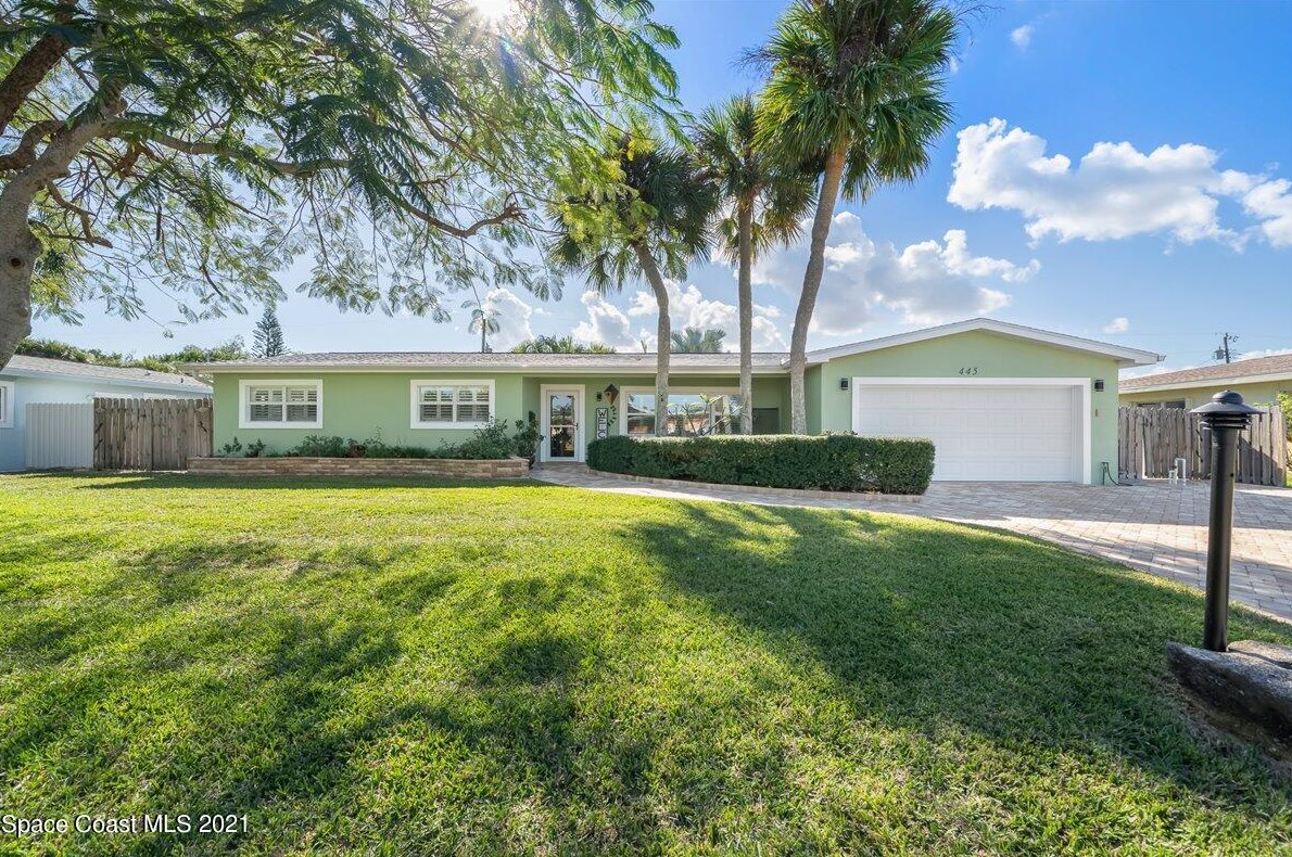 445 Norwood Ave, Melbourne, FL 32937-3158