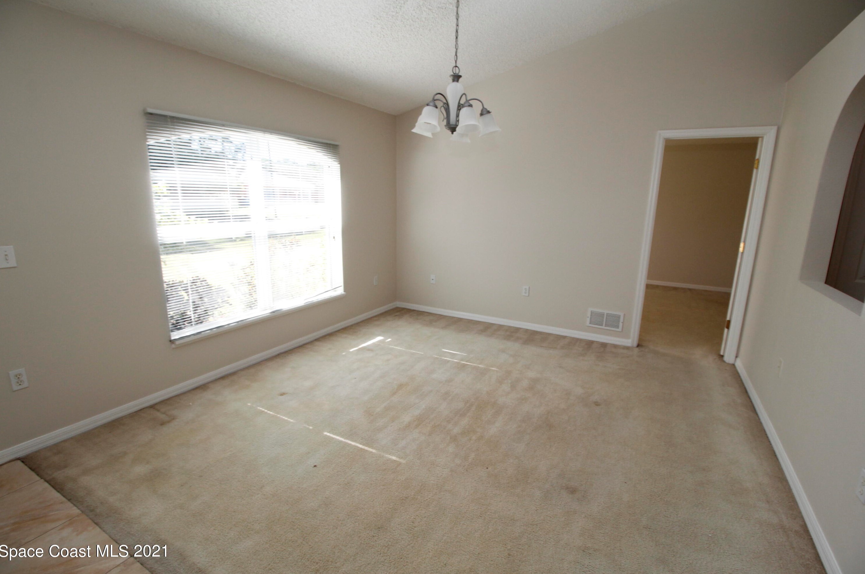 1725 Holbrook Rd Nw, Melbourne, FL 32907