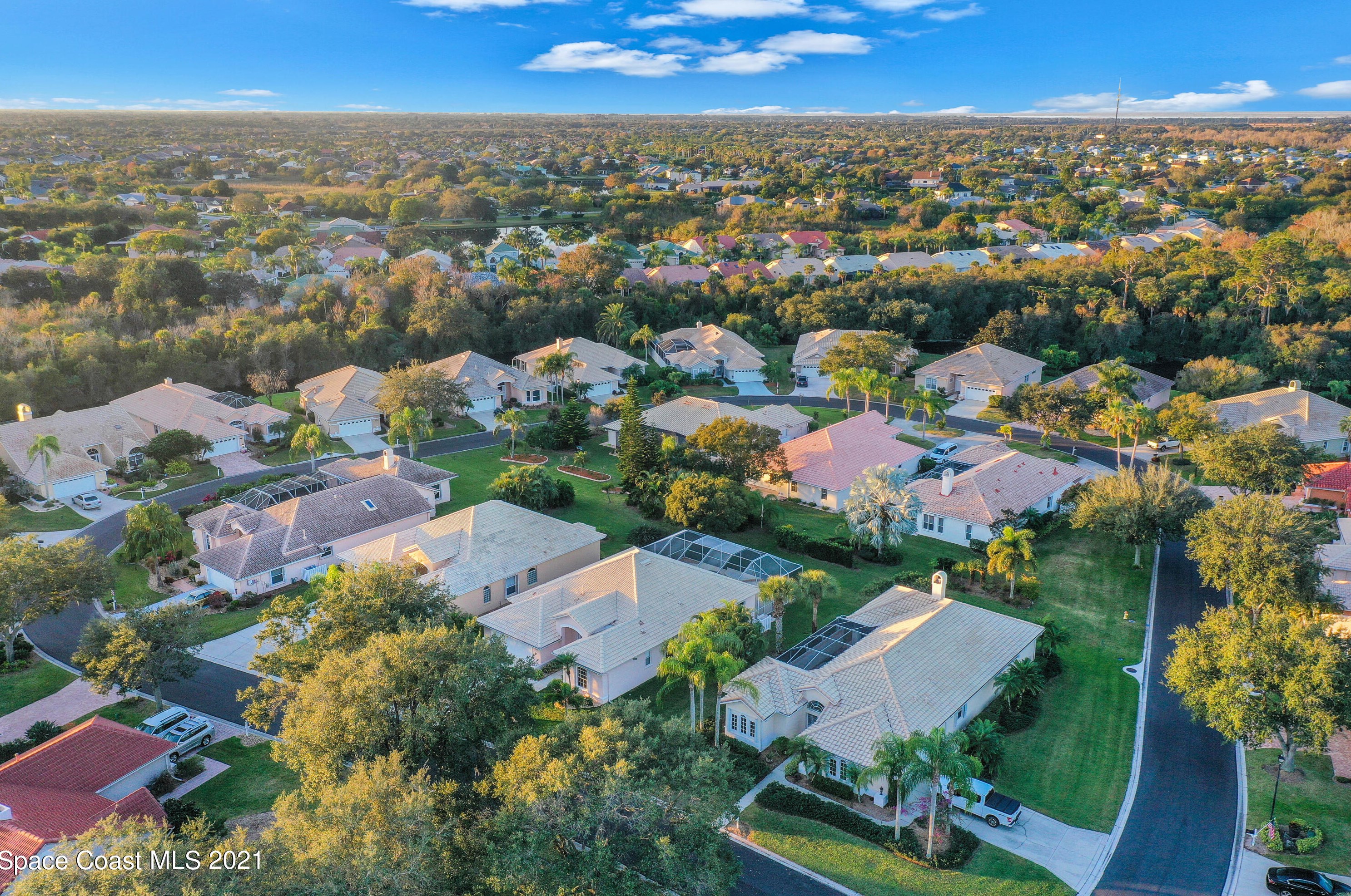 1050 Palm Brook Dr, Melbourne, FL 32940-1636