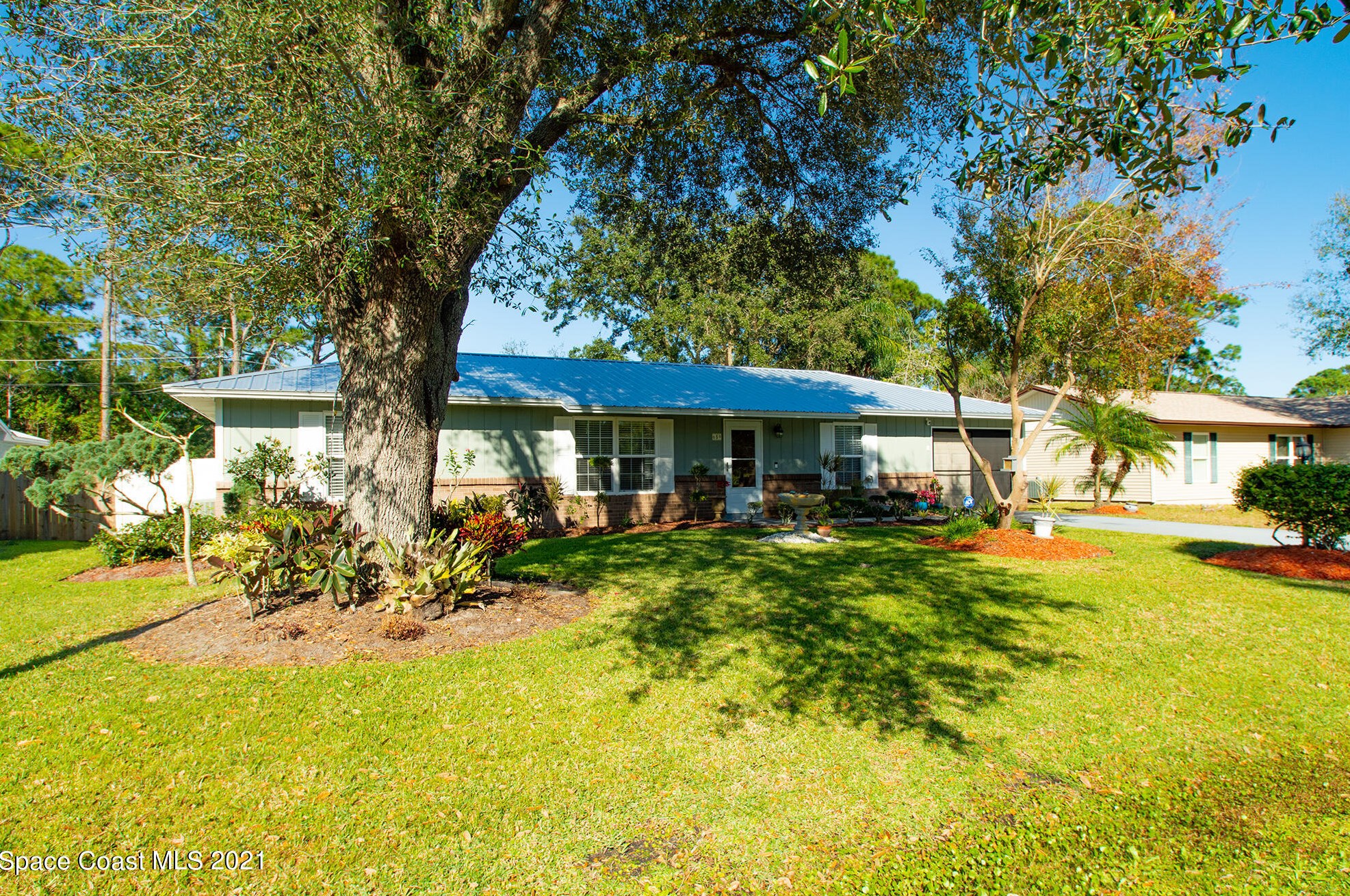 659 Alhambra Rd, Melbourne, FL 32909-4442