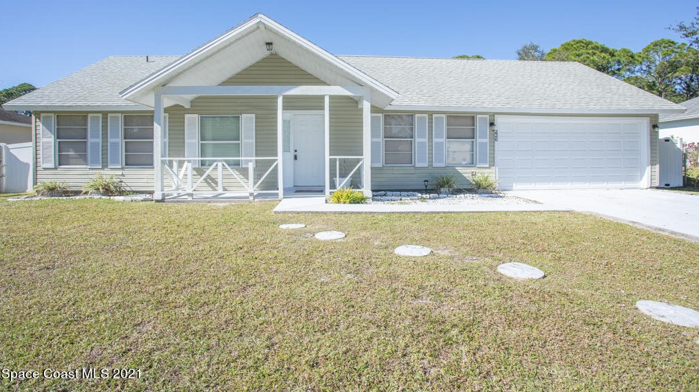 226 Consolata Ave, Melbourne, FL 32907-2861