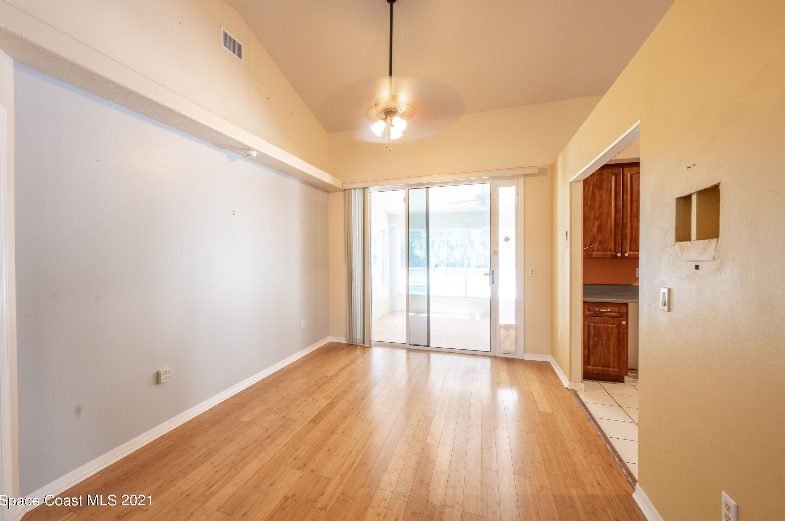 3410 Biscayne Dr, Merritt Island FL 32953-8335 exterior