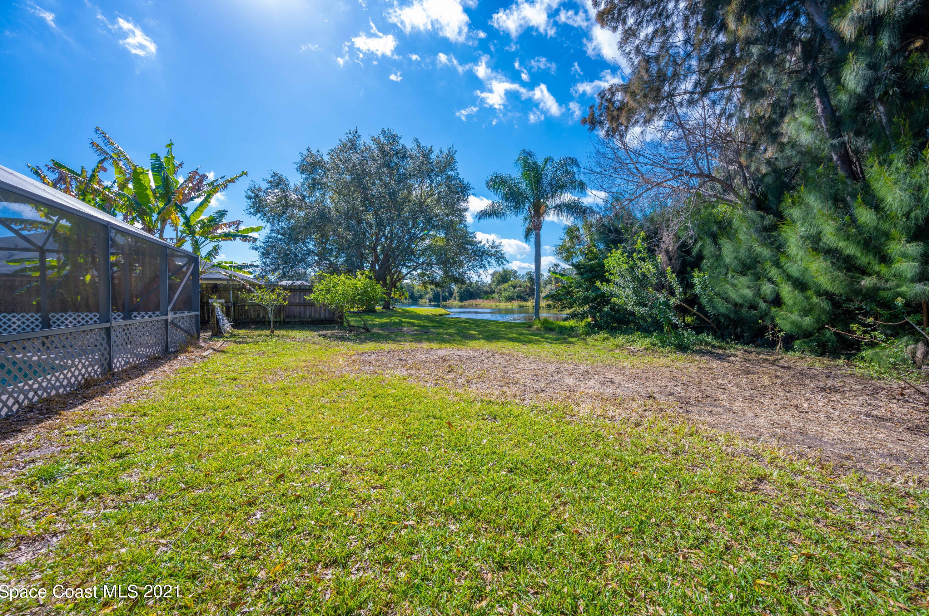 3410 Biscayne Dr, Merritt Island FL 32953-8335 exterior