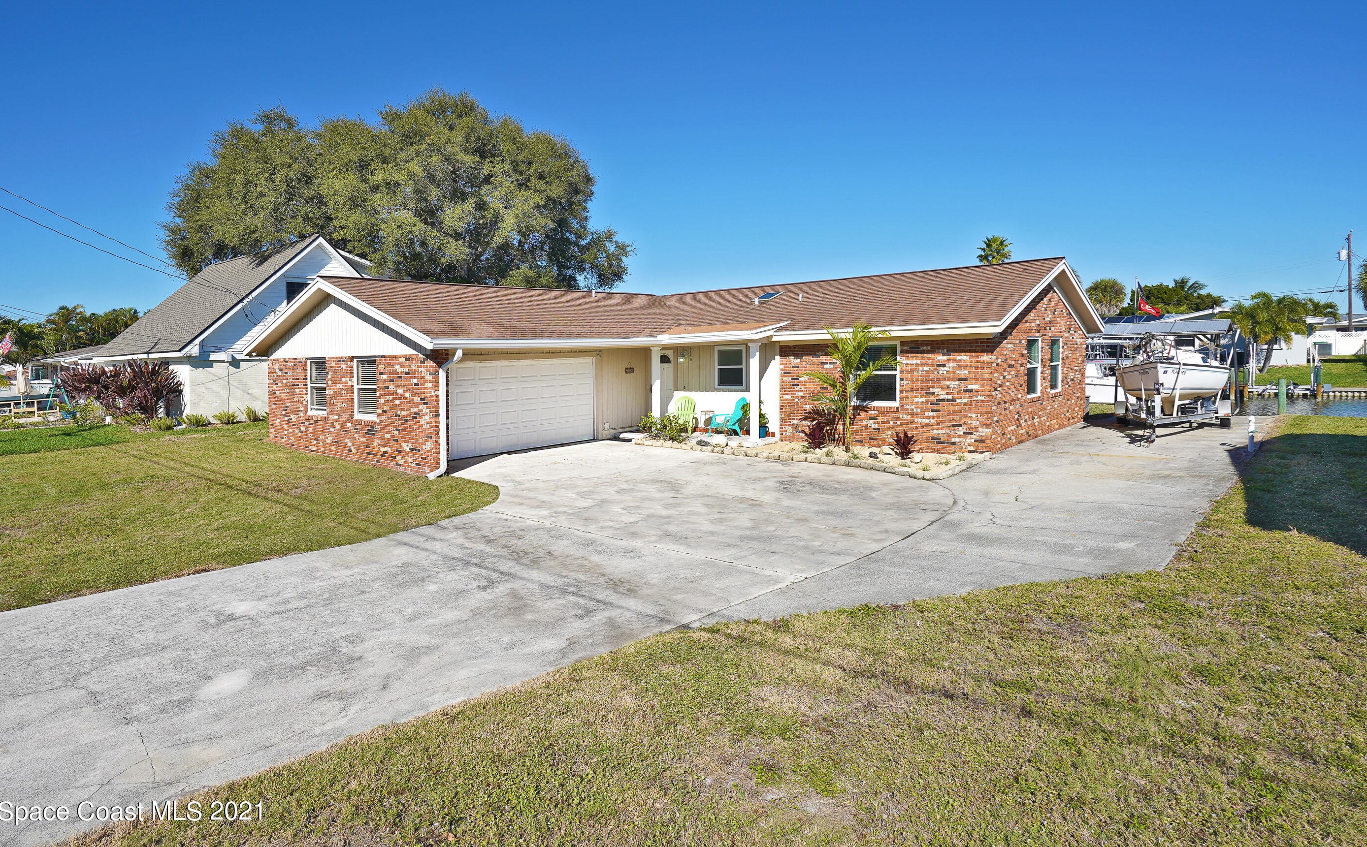 1660 Central Ave, Merritt Island, FL 32952-5675