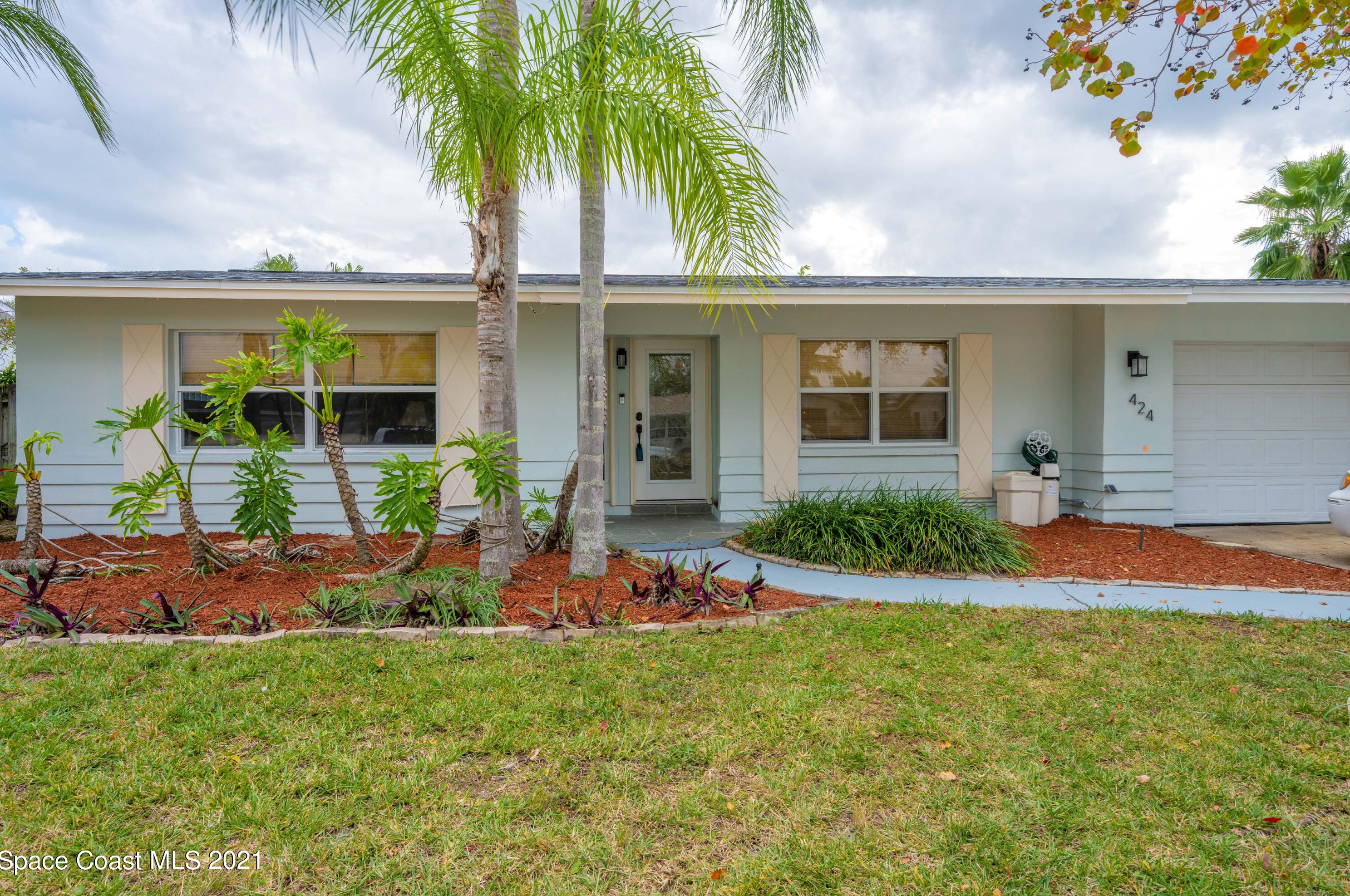 424 Aruba Ct, Melbourne, FL 32937-3810