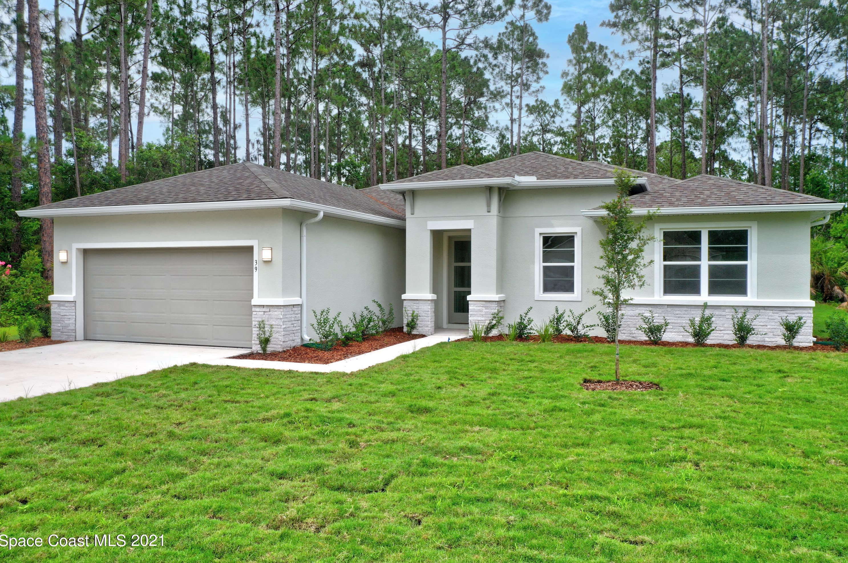 827 Geary St, Melbourne, FL 32908-4218