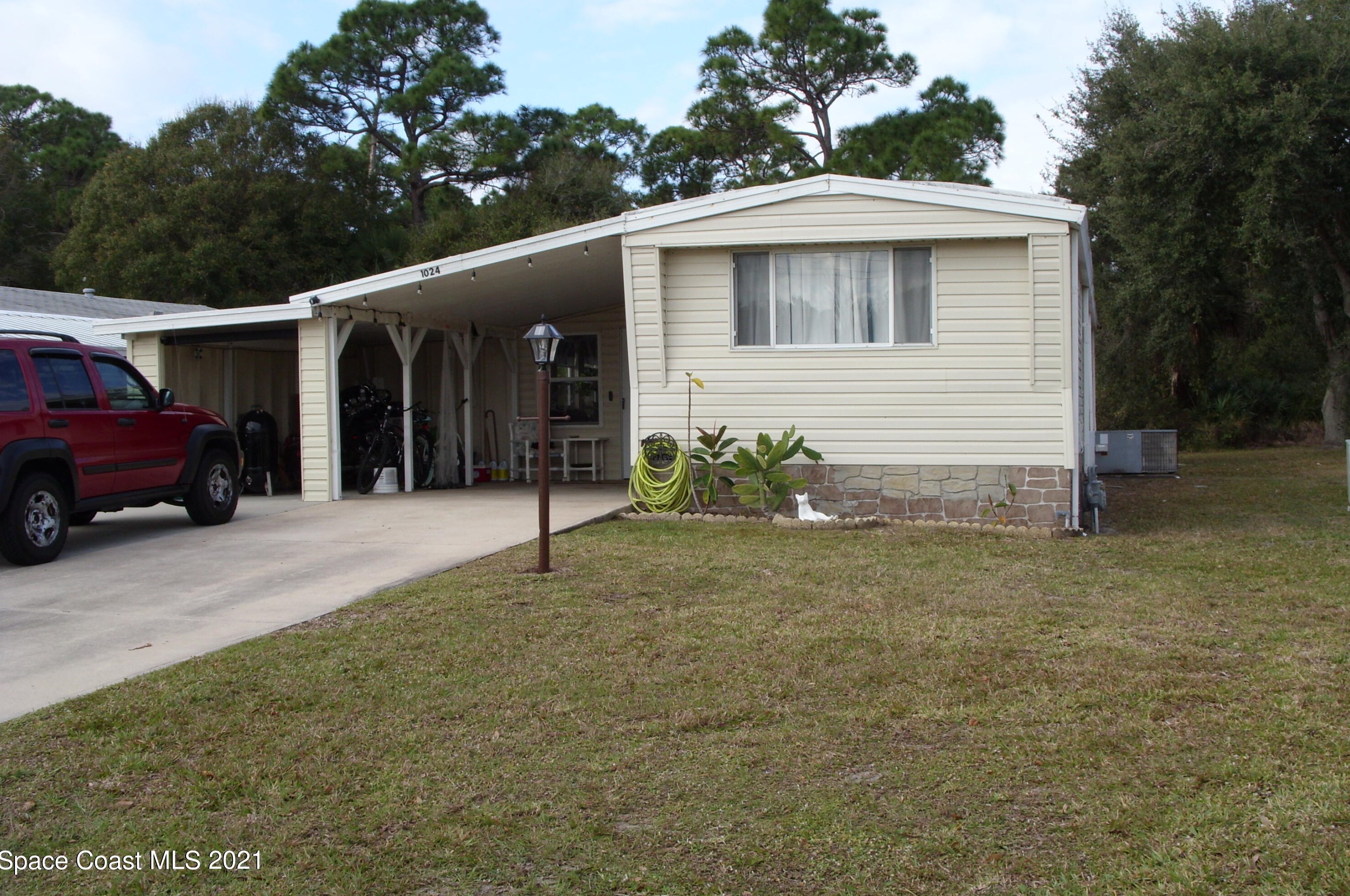 1024 Sebastian Rd, Sebastian, FL 32976