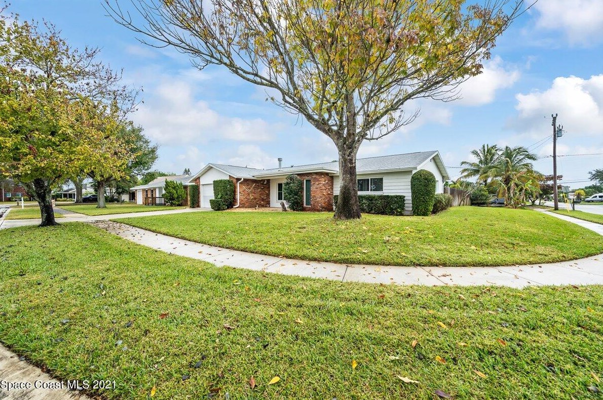 550 Gateway Dr, Merritt Island, FL 32952-2654