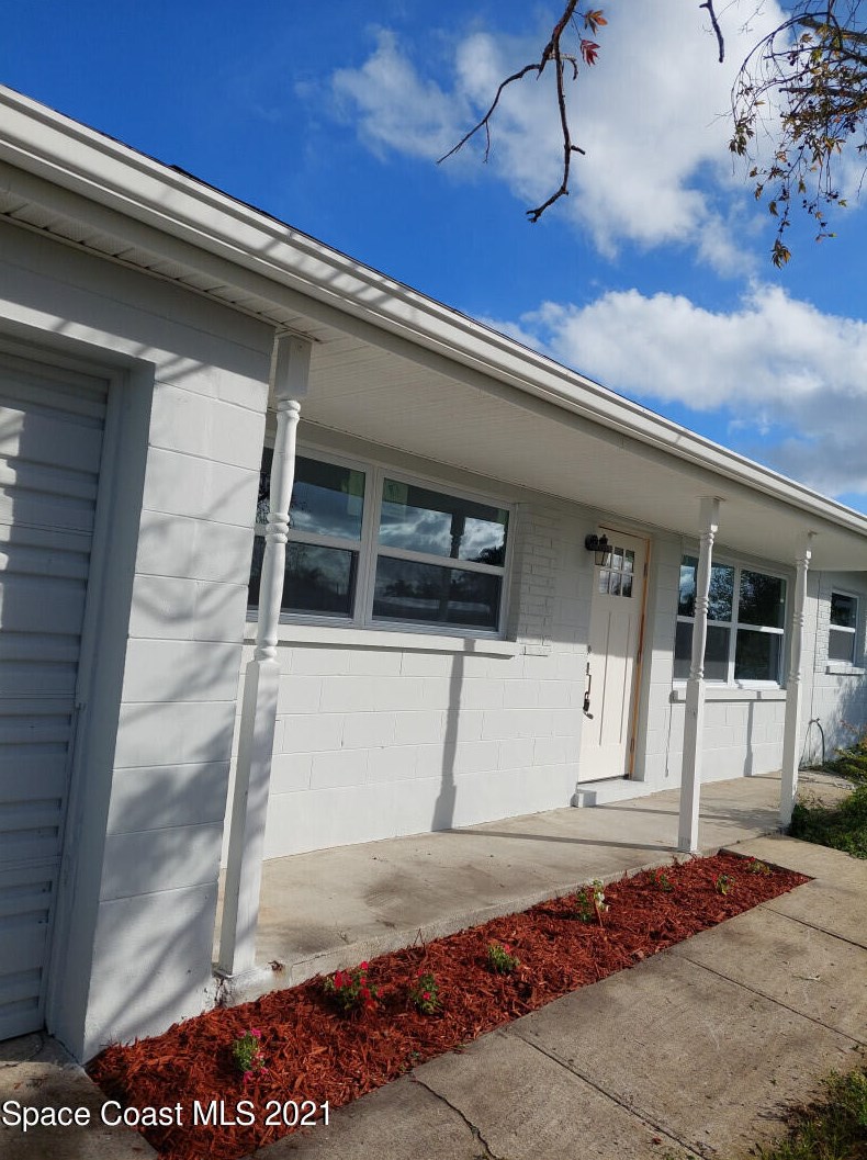 769 Ryan Ave, Melbourne, FL 32935-3049