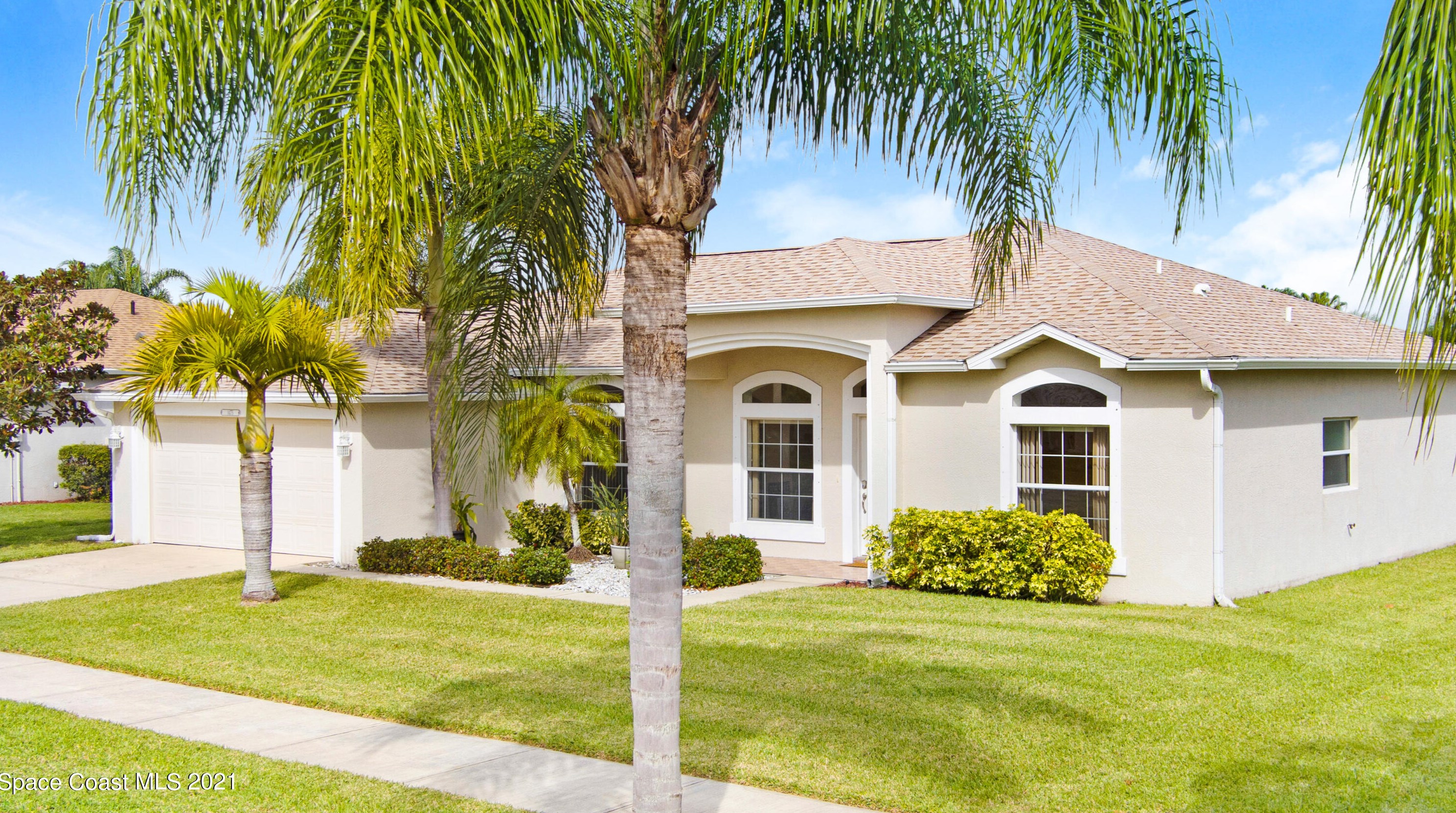 1475 Knoll Ridge Dr, Melbourne FL  32940-6357 exterior