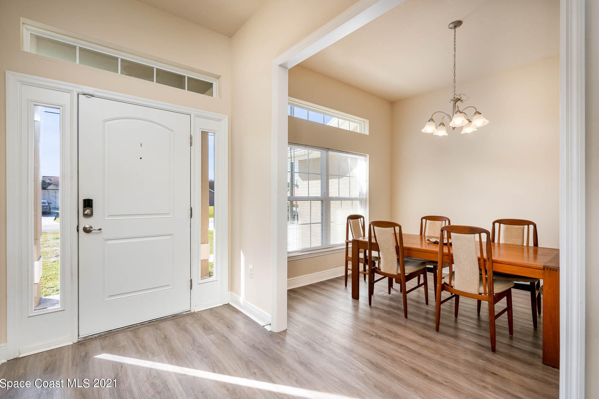 1641 Wake Forest Rd, Melbourne, FL 32907-8634