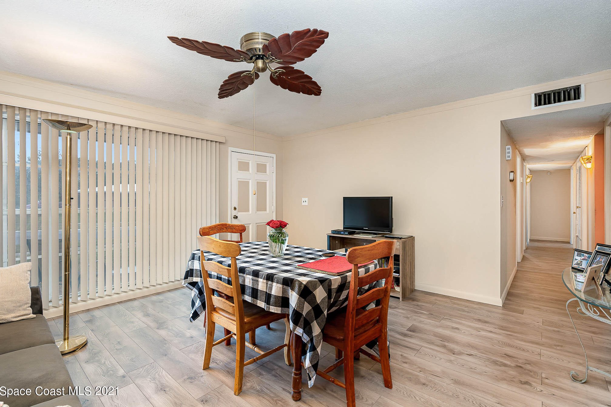 878 Angle St, Melbourne, FL 32905-5706