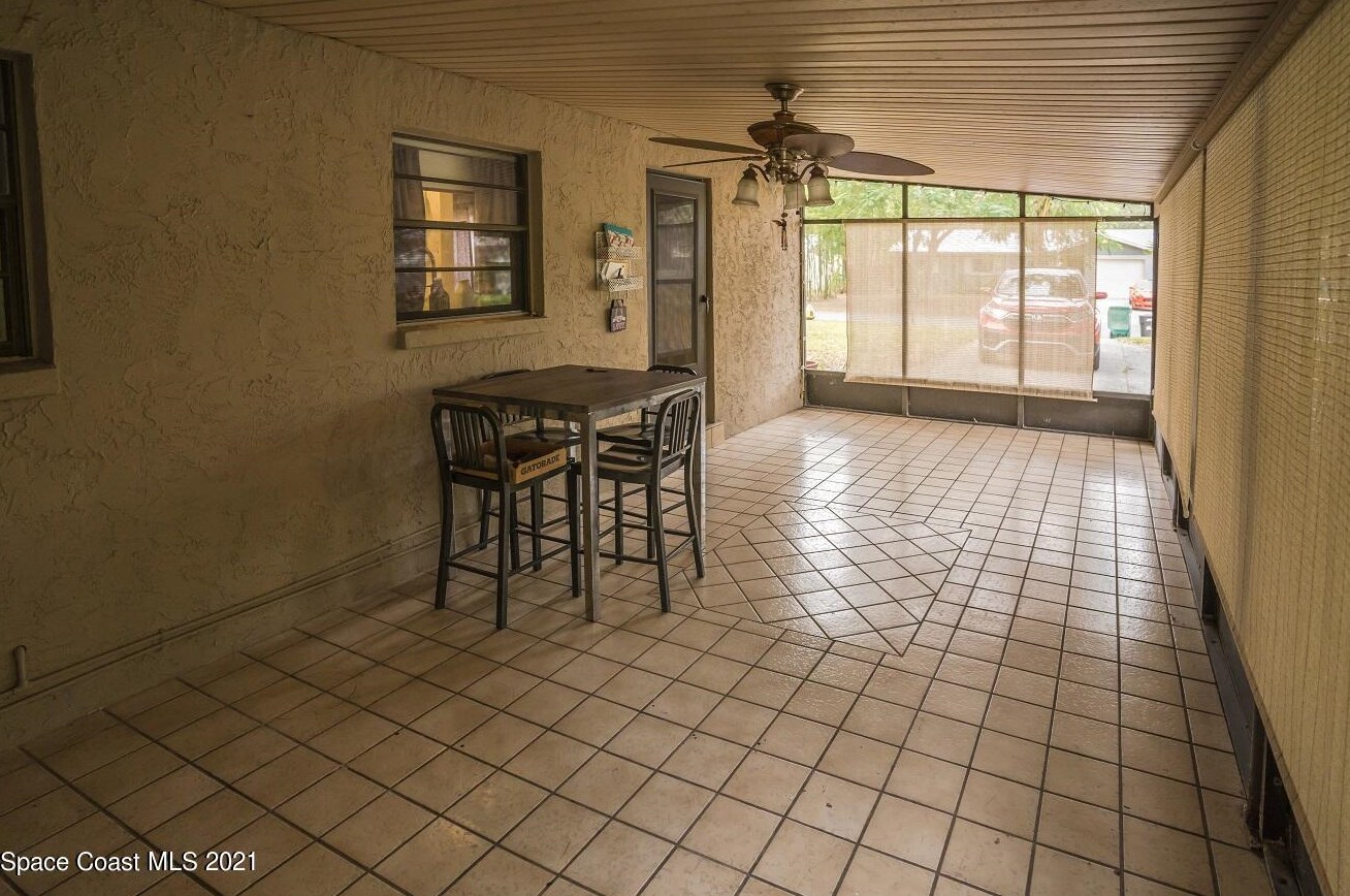 148 Virginia Rd, Melbourne, FL 32904-5161