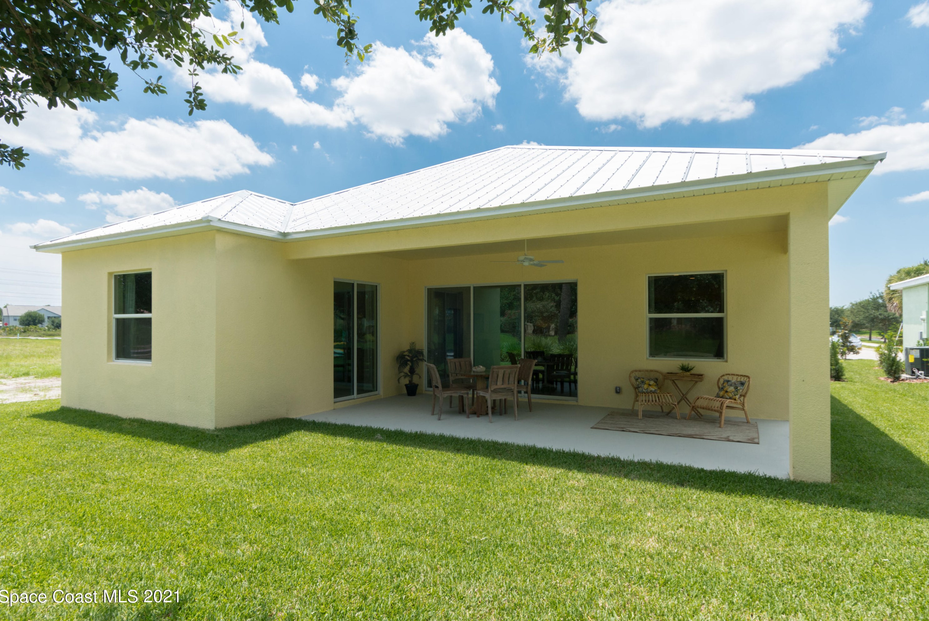 4320 Alamanda Key Dr, Melbourne, FL 32901