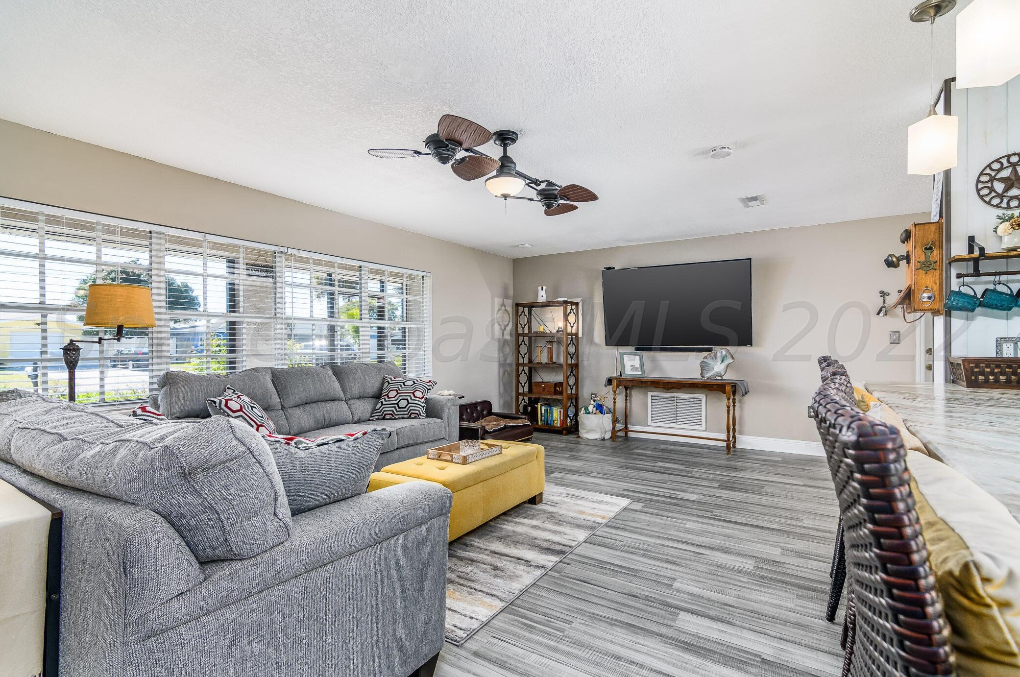 1624 Shore Dr, Merritt Island FL  32952-5616 exterior