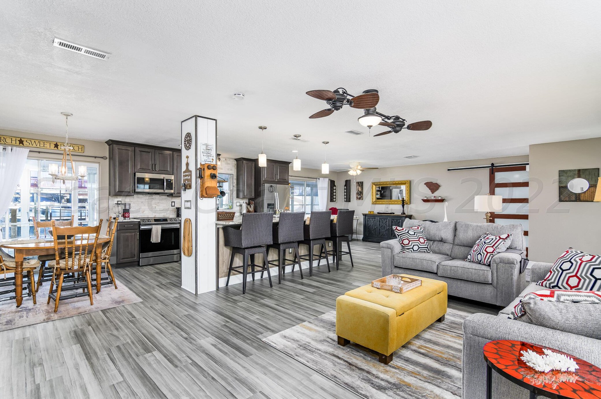 1624 Shore Dr, Merritt Island FL  32952-5616 exterior