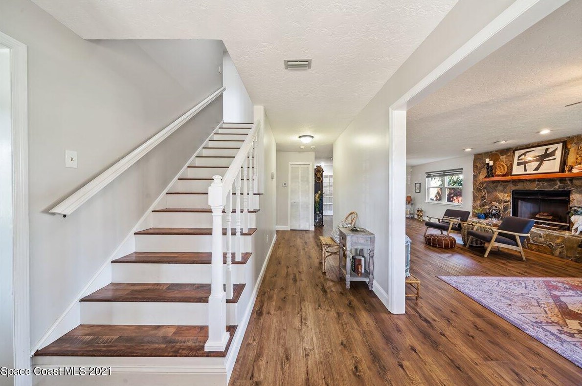 650 Jillotus St, Merritt Island, FL 32952-5234