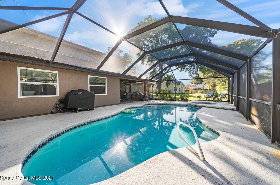 650 Jillotus St, Merritt Island FL 32952-5234 exterior