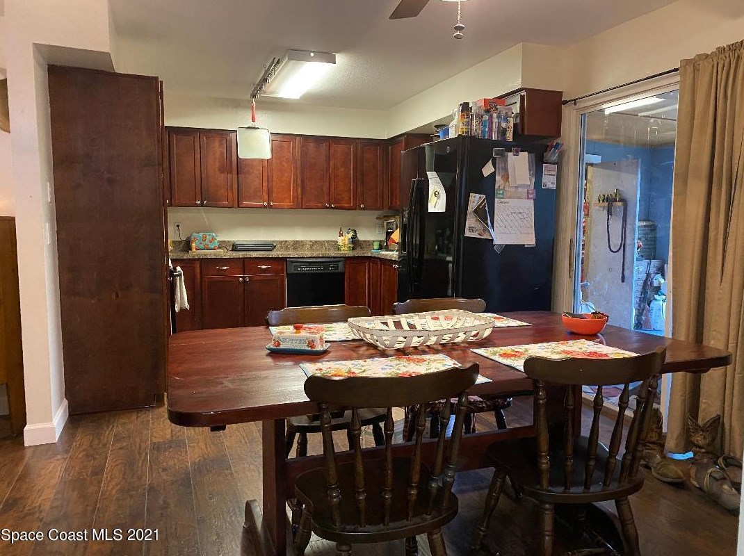 6065 Lord St, Mims, FL 32754