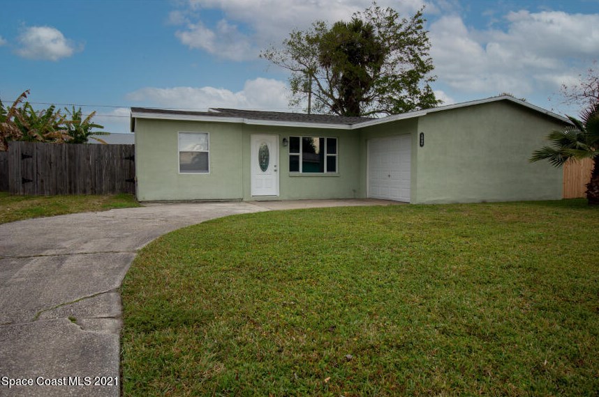 1946 Nottingham Rd, Melbourne, FL 32935