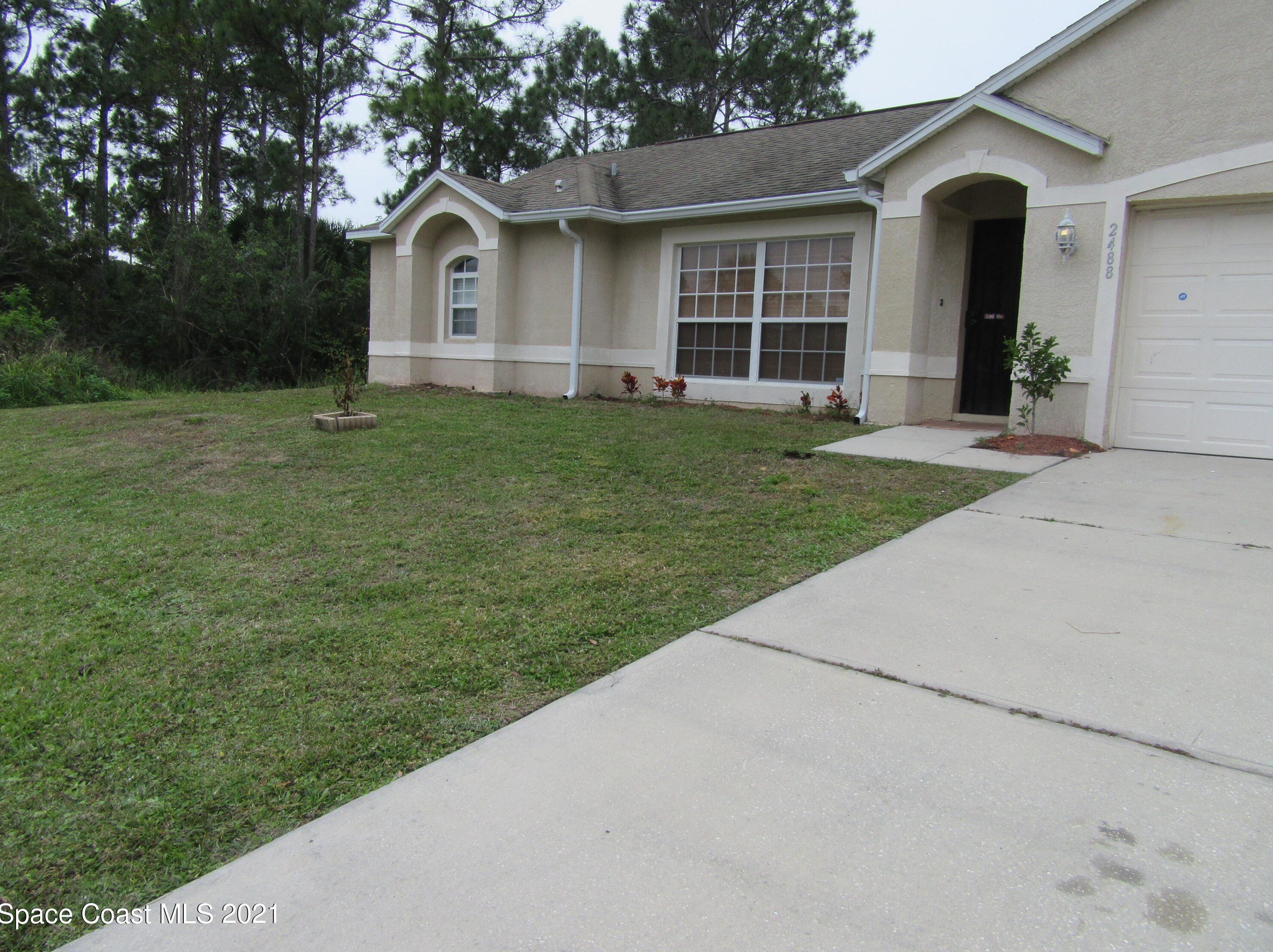 2488 Harbison Ave Sw, Melbourne, FL 32908
