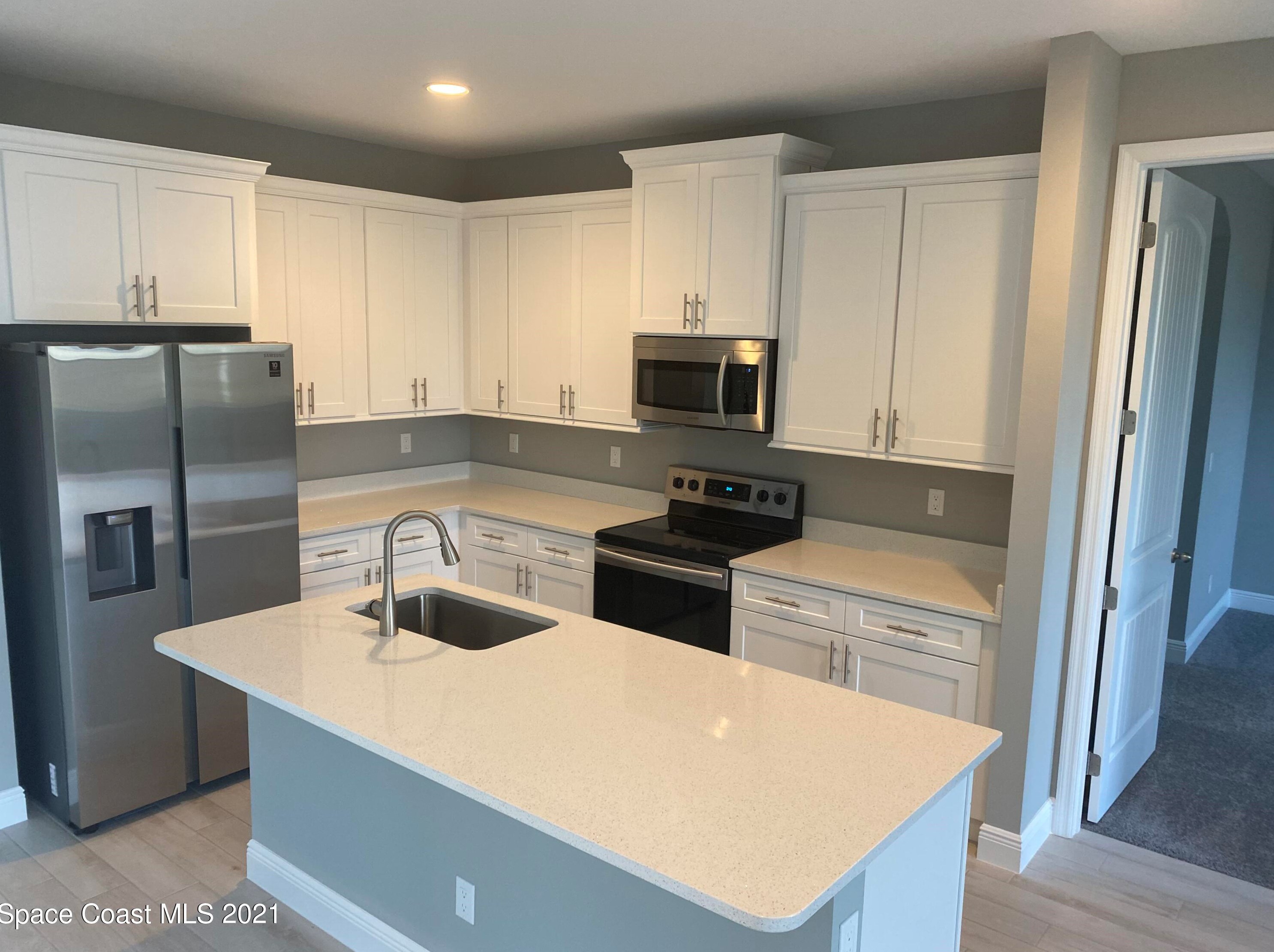 190 Turk Rd, Melbourne, FL 32908-3355