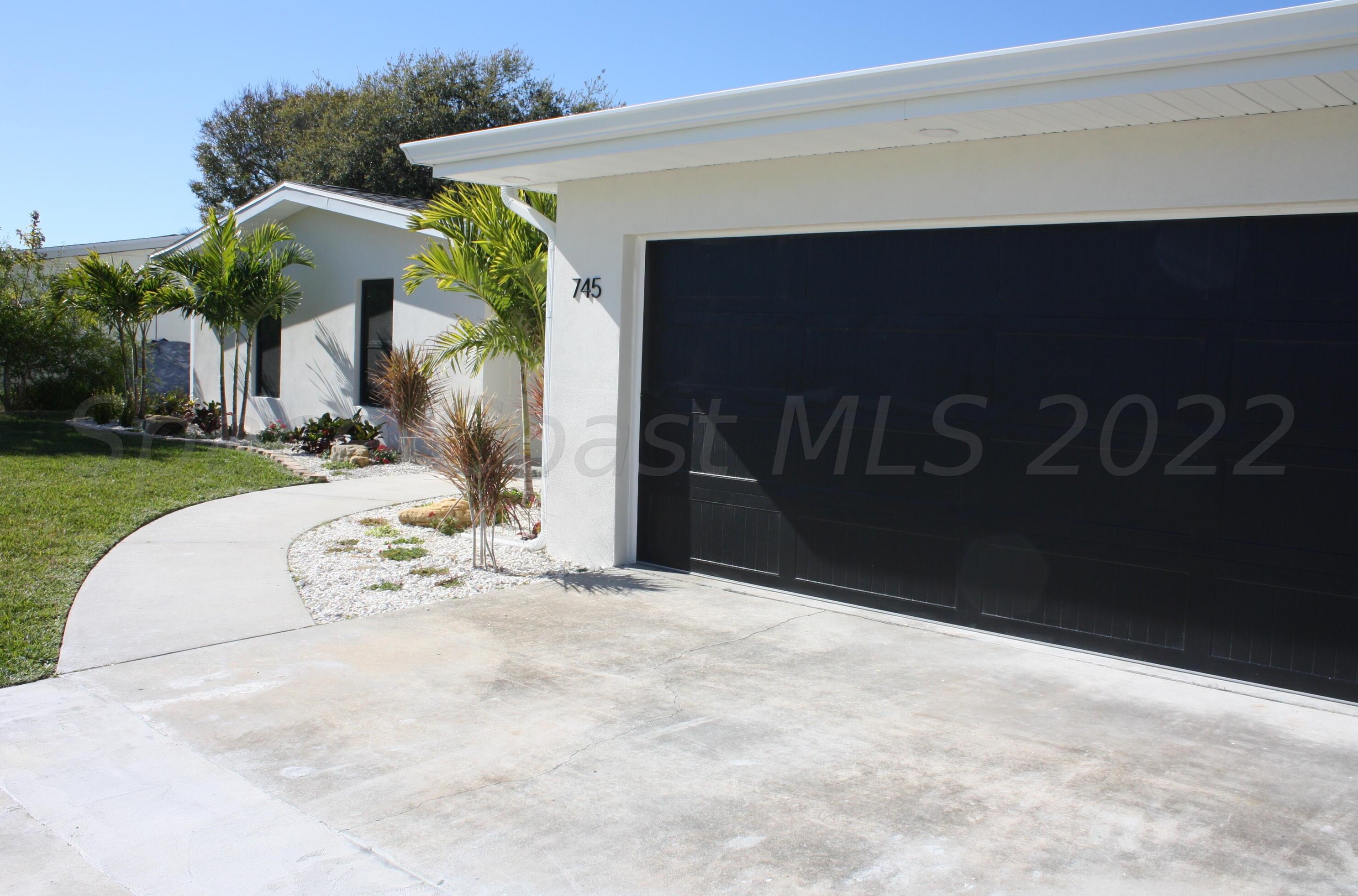 745 Jacaranda St, Merritt Island FL  32952-5902 exterior