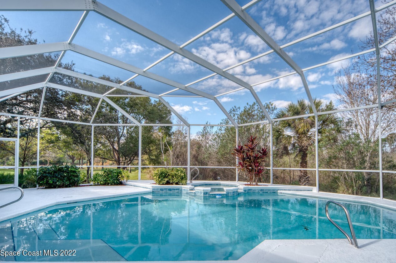 4099 Sparrow Hawk Rd, Melbourne, FL 32934-8530