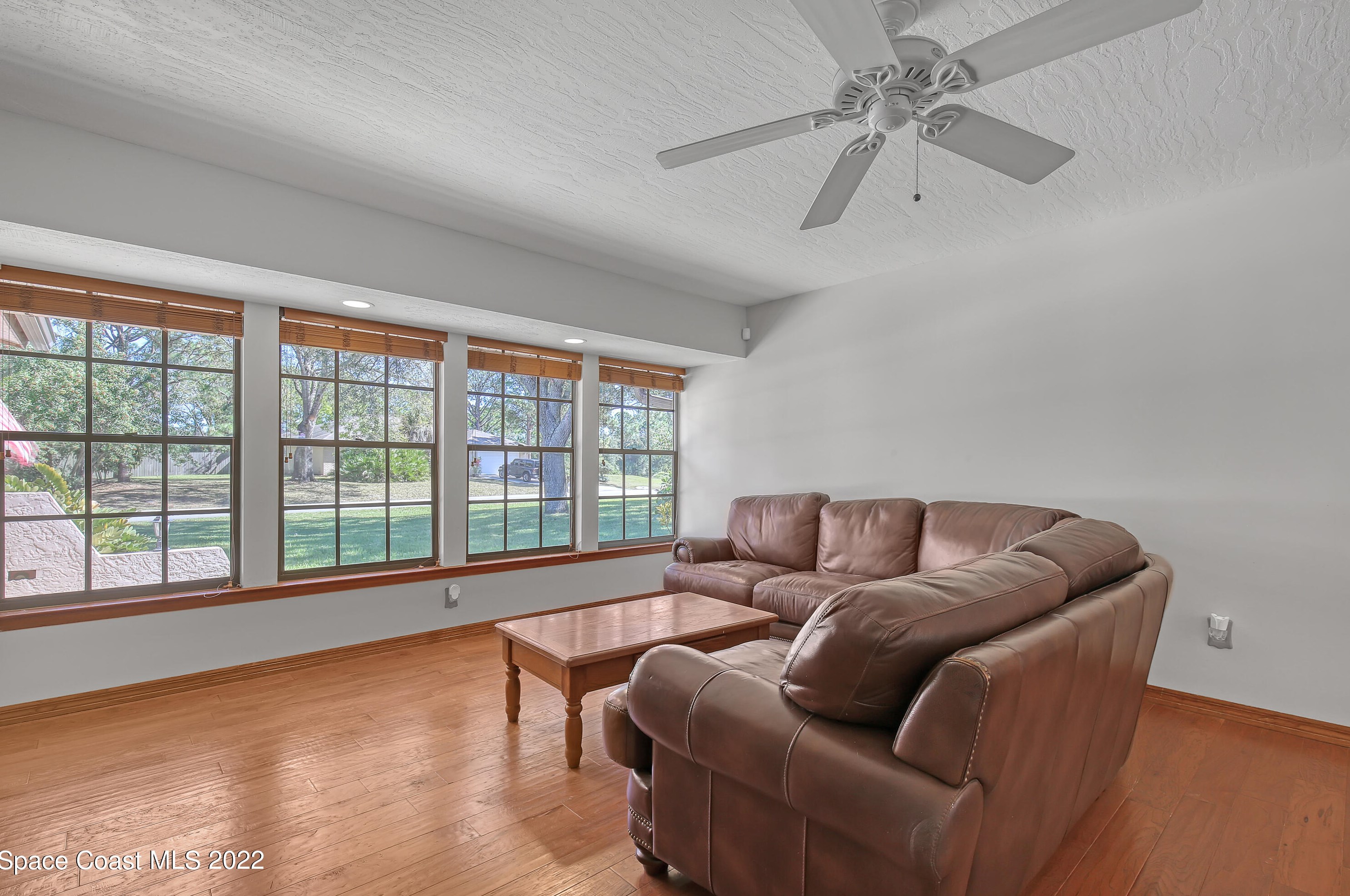 916 Nevada Dr, Melbourne FL  32907-1472 exterior