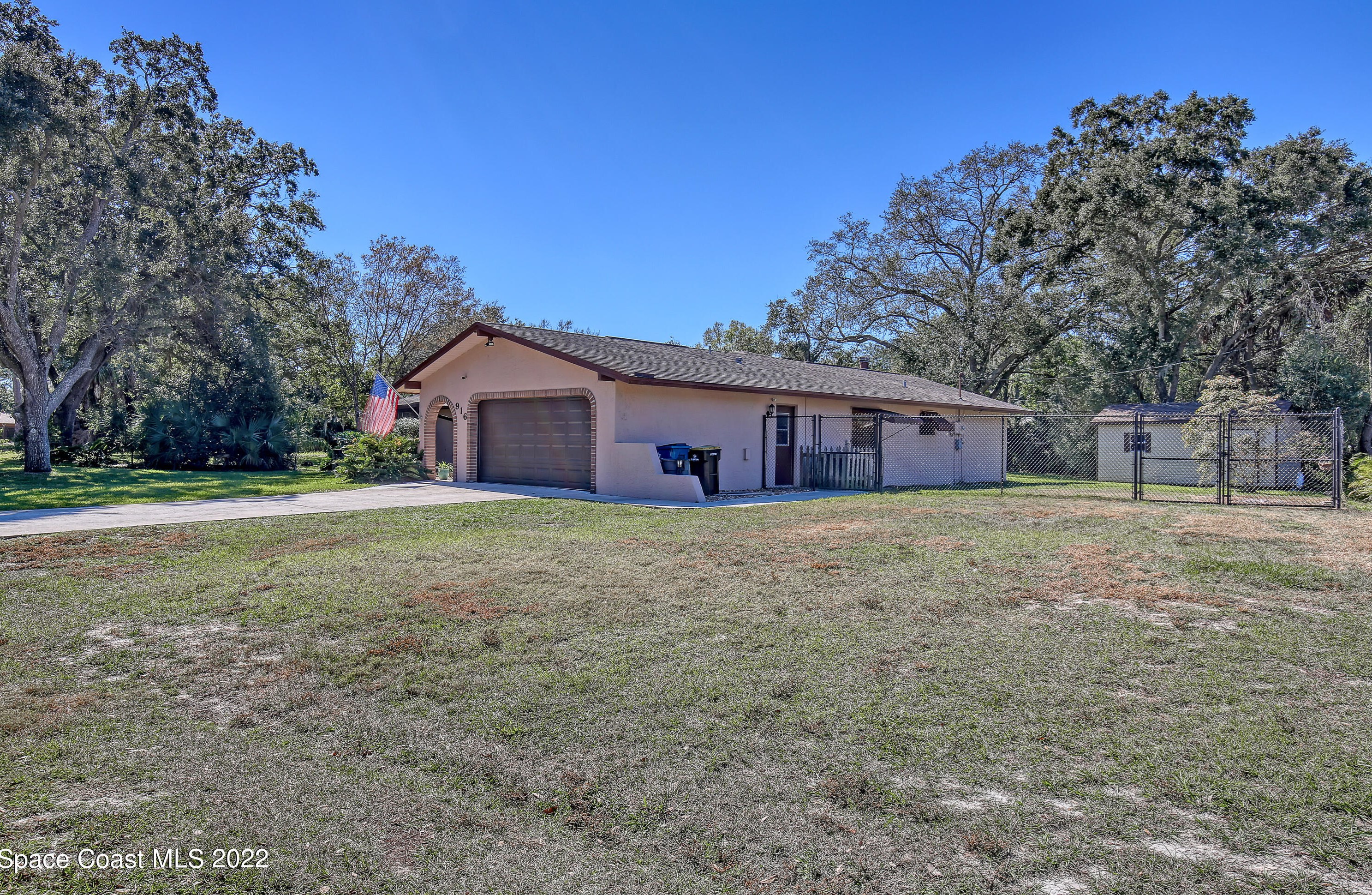 916 Nevada Dr, Melbourne, FL 32907-1472