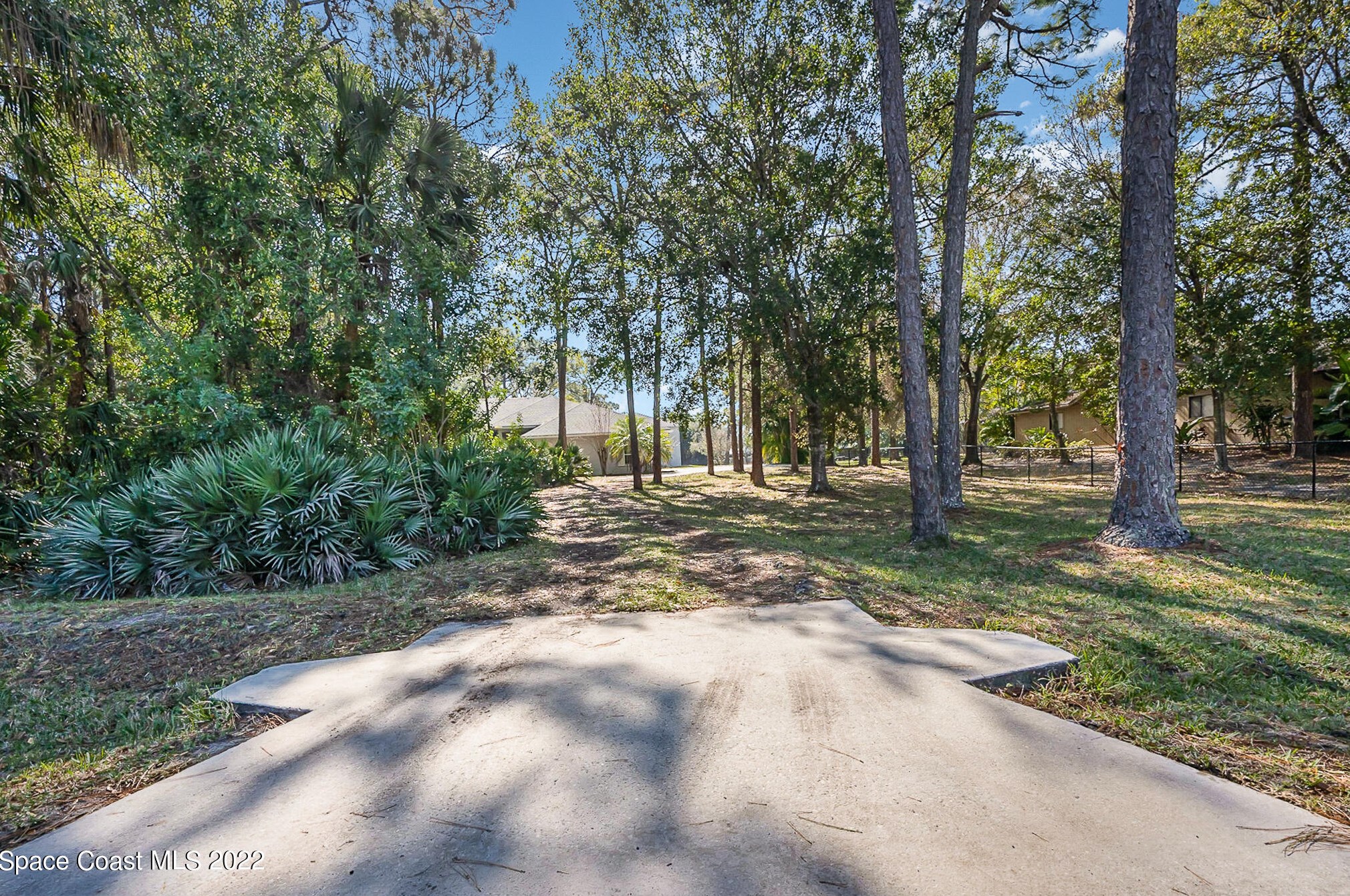 2002 Mattison Dr, Melbourne, FL 32905-3915