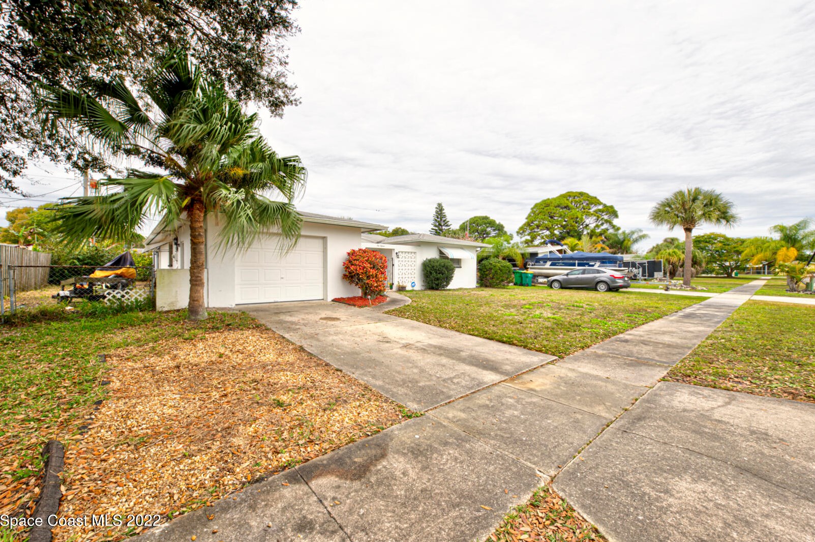 1015 Cocoa St, Merritt Island, FL 32953-4524