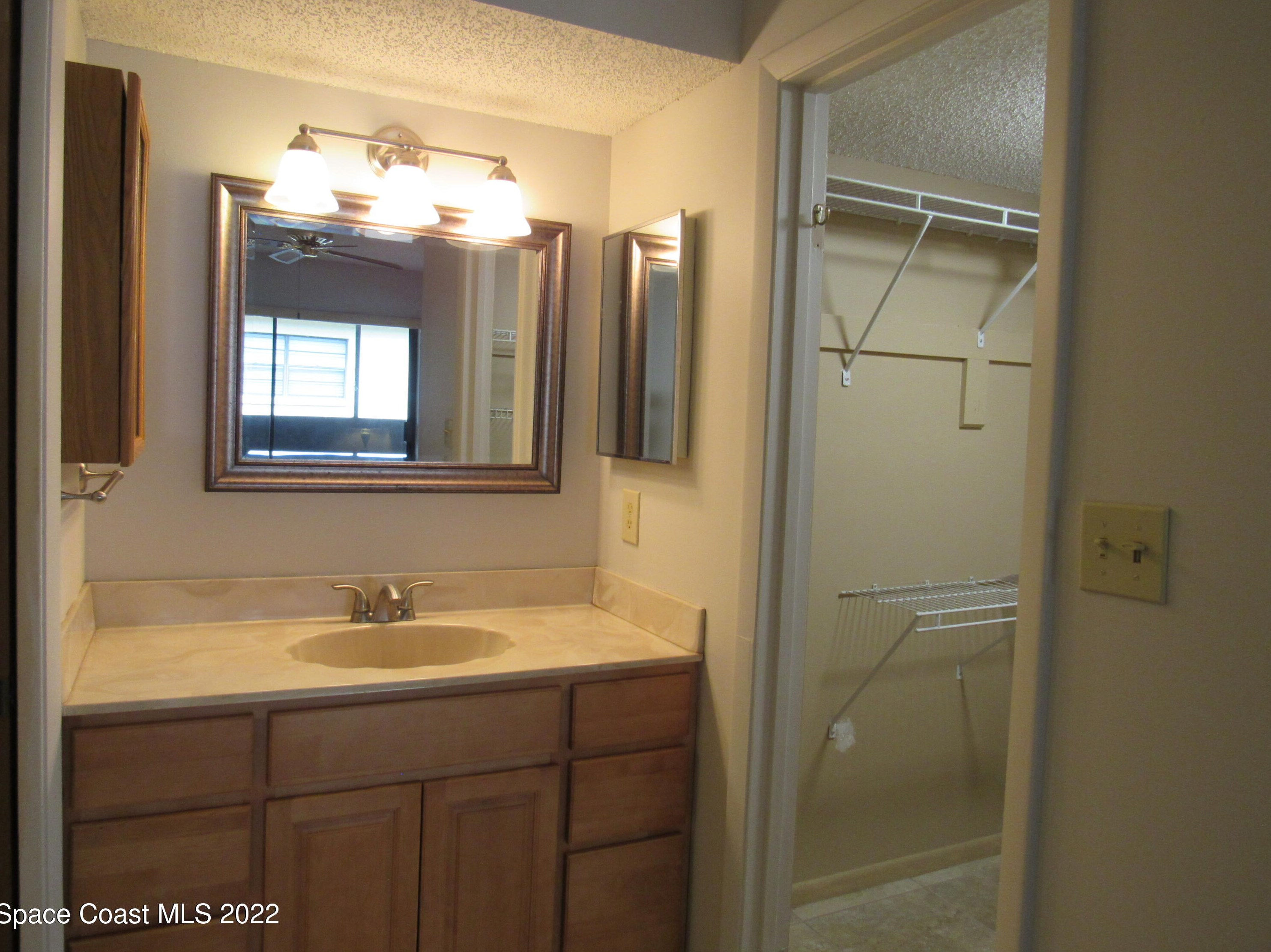 205 Palmetto Ave #406, Merritt Island, FL 32953