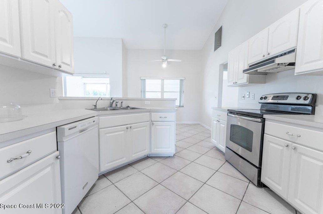 255 Stallion St, Melbourne FL  32909-1178 exterior