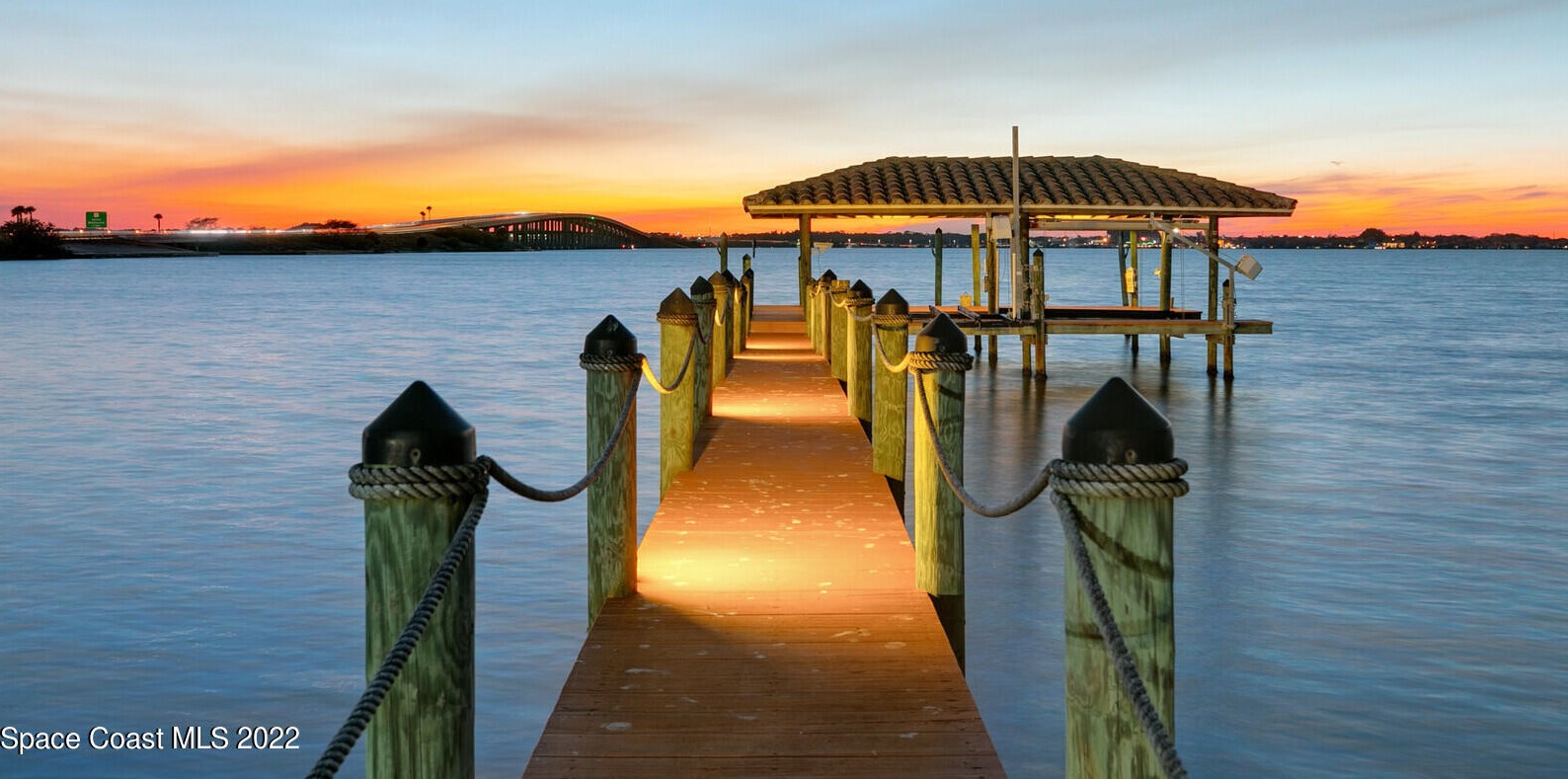8275 Shoreside Ln, Merritt Island, FL 32952