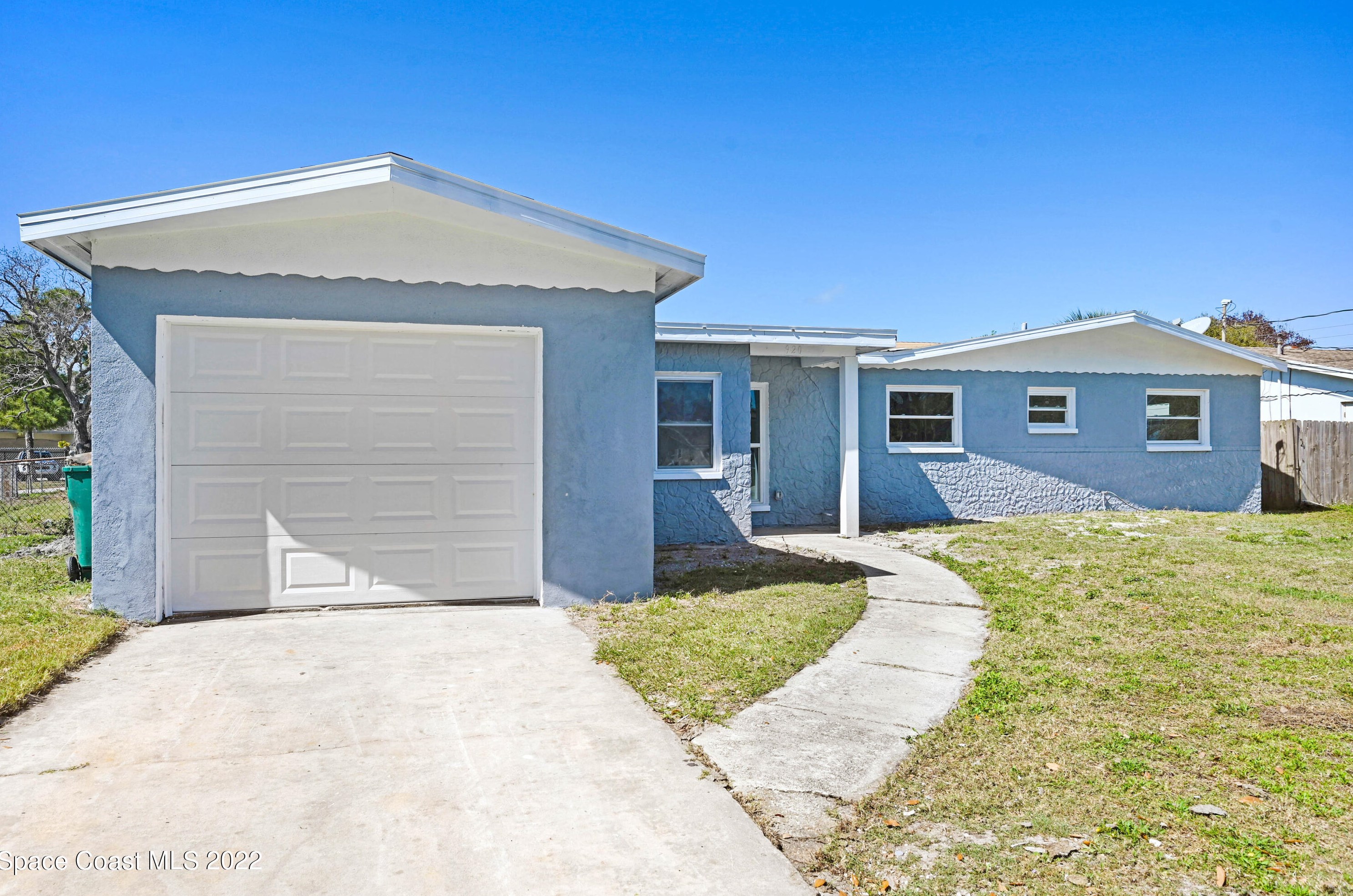 920 Garden Rd, Merritt Island, FL 32952-5012