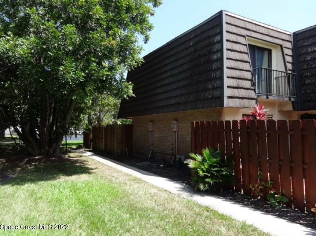 4014 Vista Oaks Cir Ne, Melbourne, FL 32905