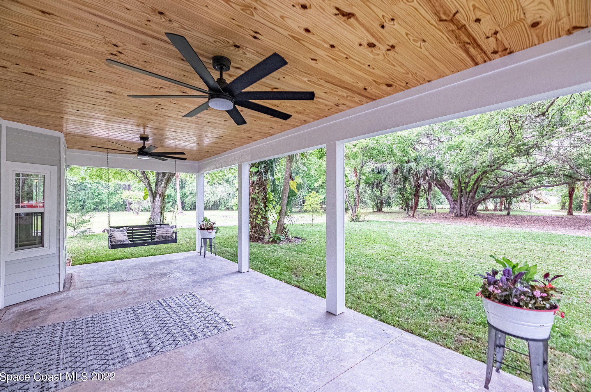 5360 Dixie Way, Mims, FL 32754