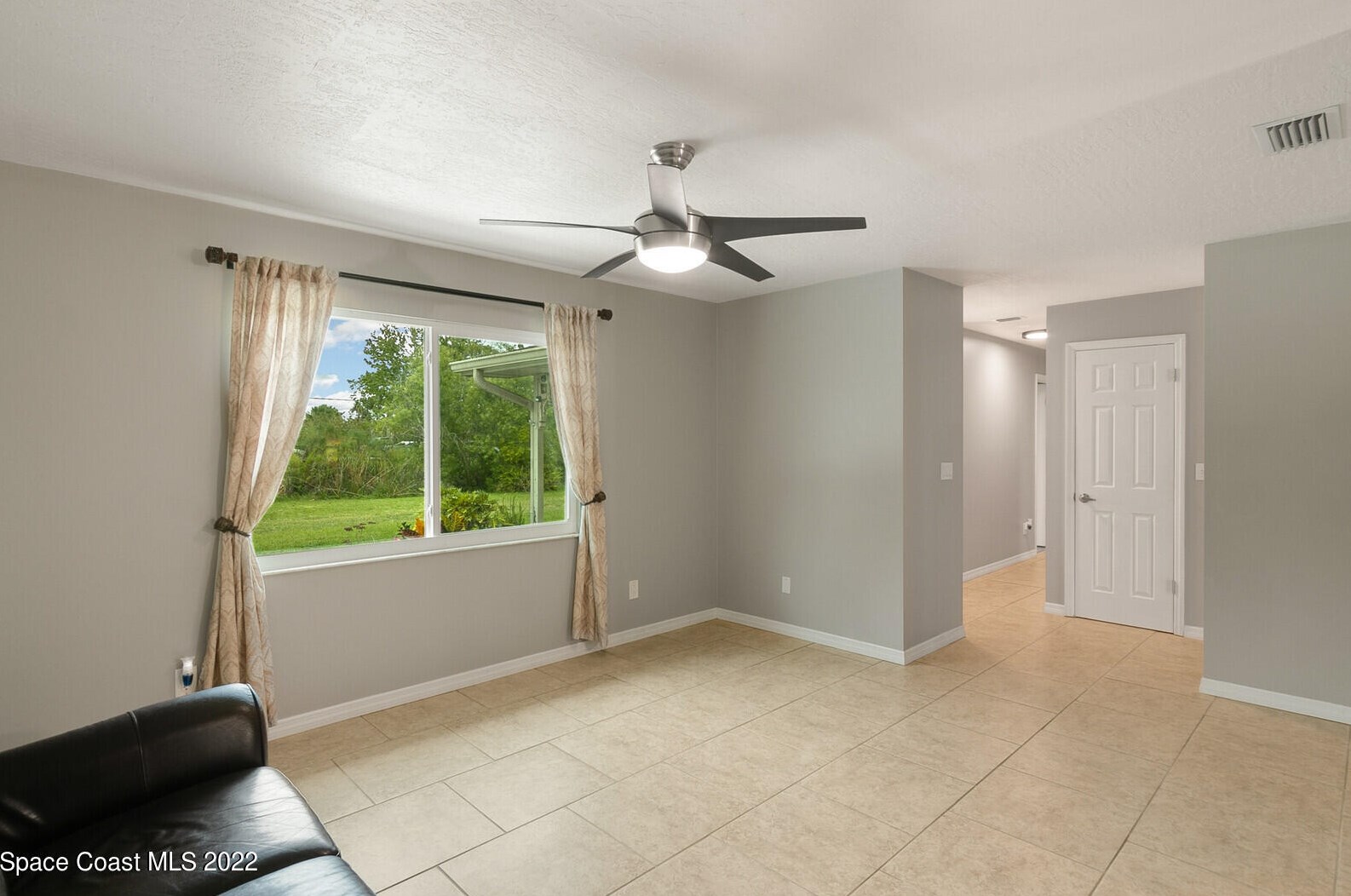 1065 Pne Is Rd, Merritt Island FL 32953-6605 exterior