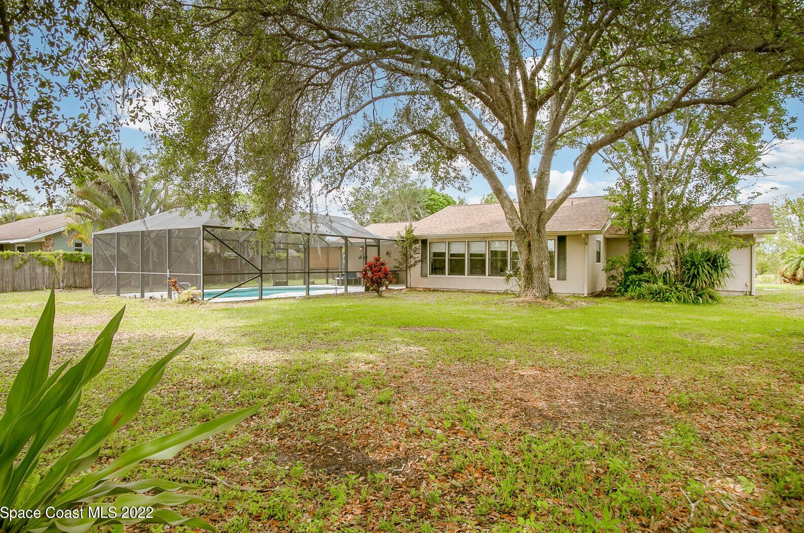 1065 Pne Is Rd, Merritt Island FL 32953-6605 exterior