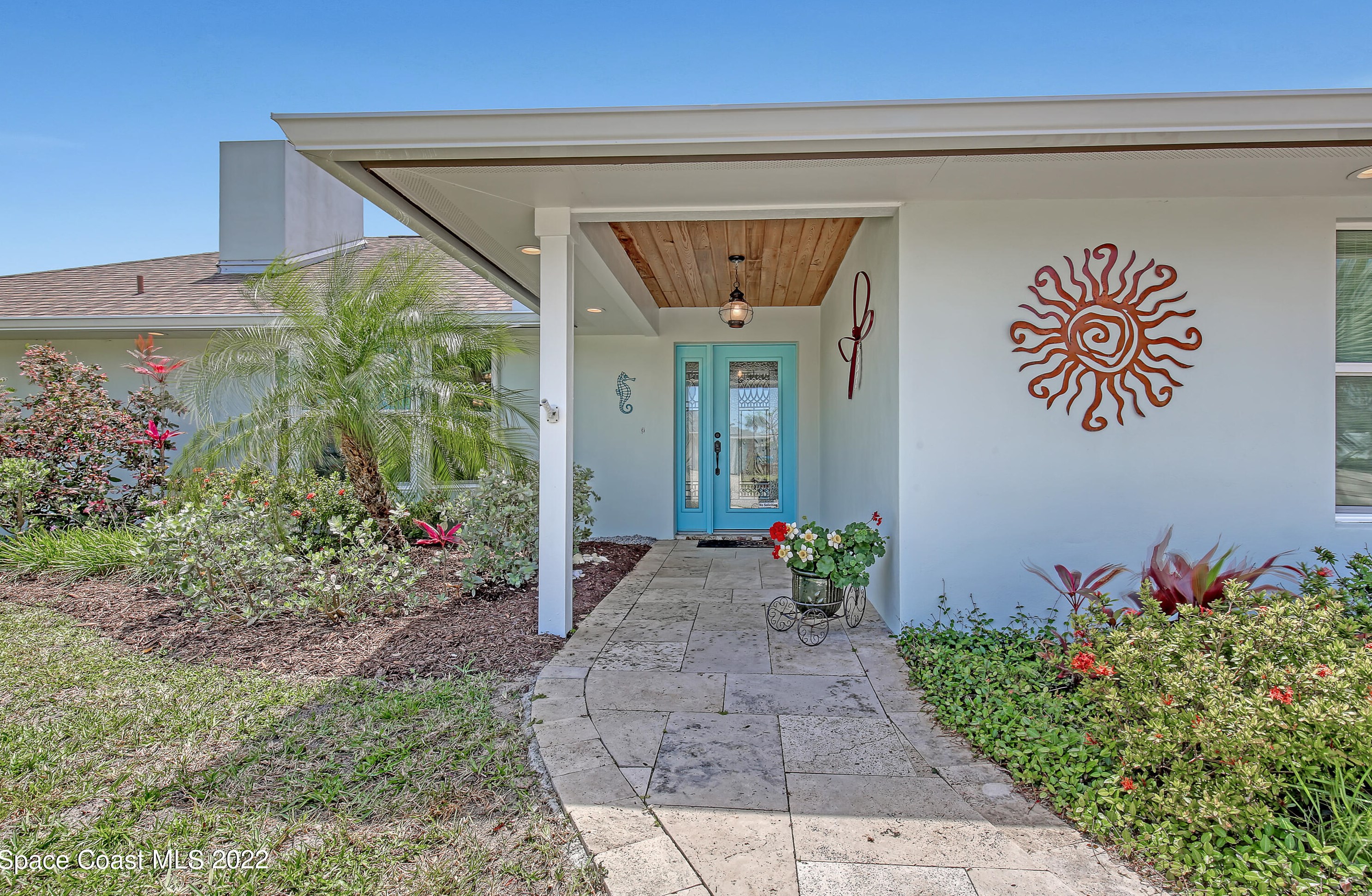 217 Dogwood Ave, Melbourne, FL 32951-2417
