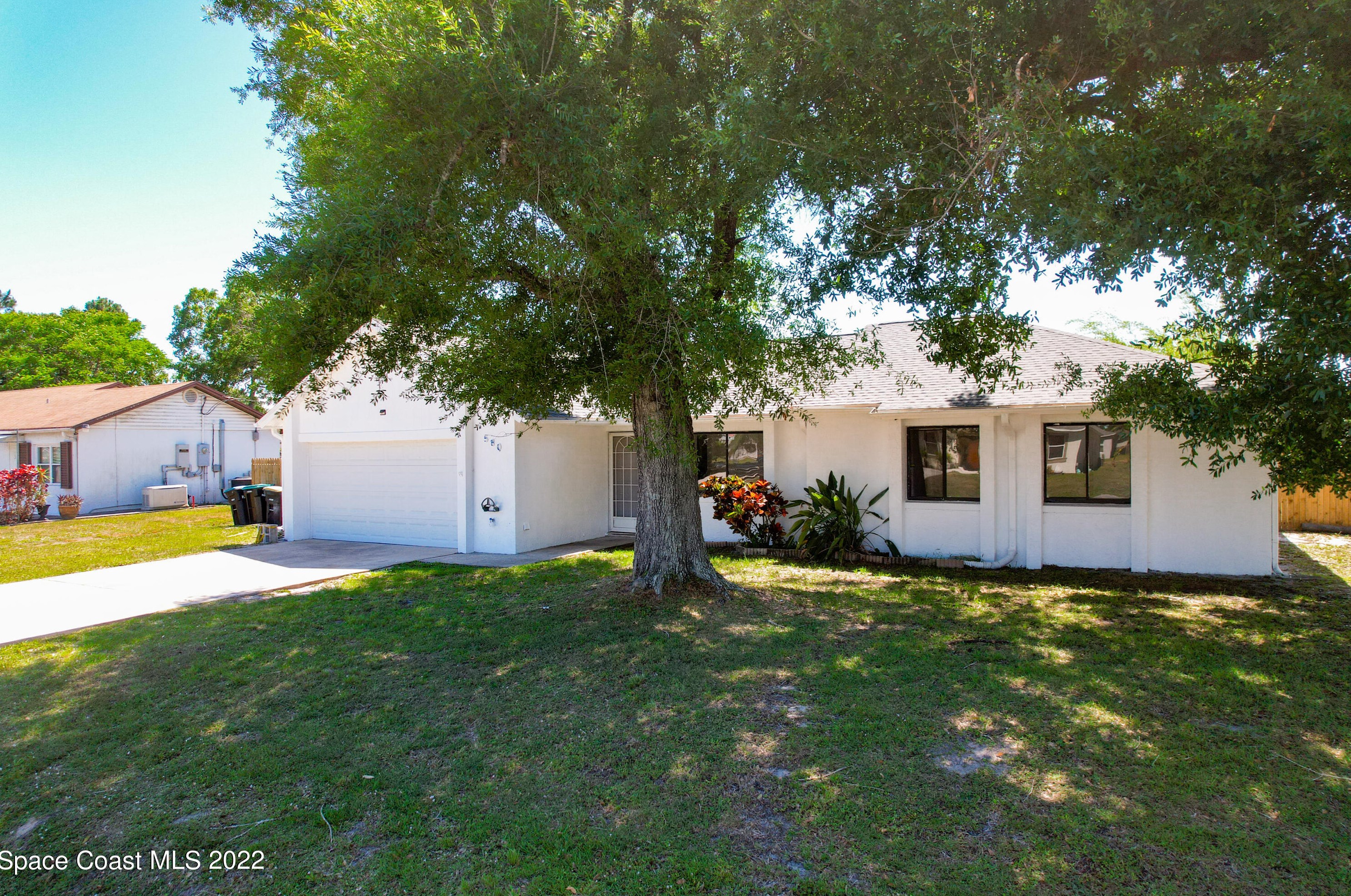 580 Eldron Blvd, Melbourne, FL 32907-1969