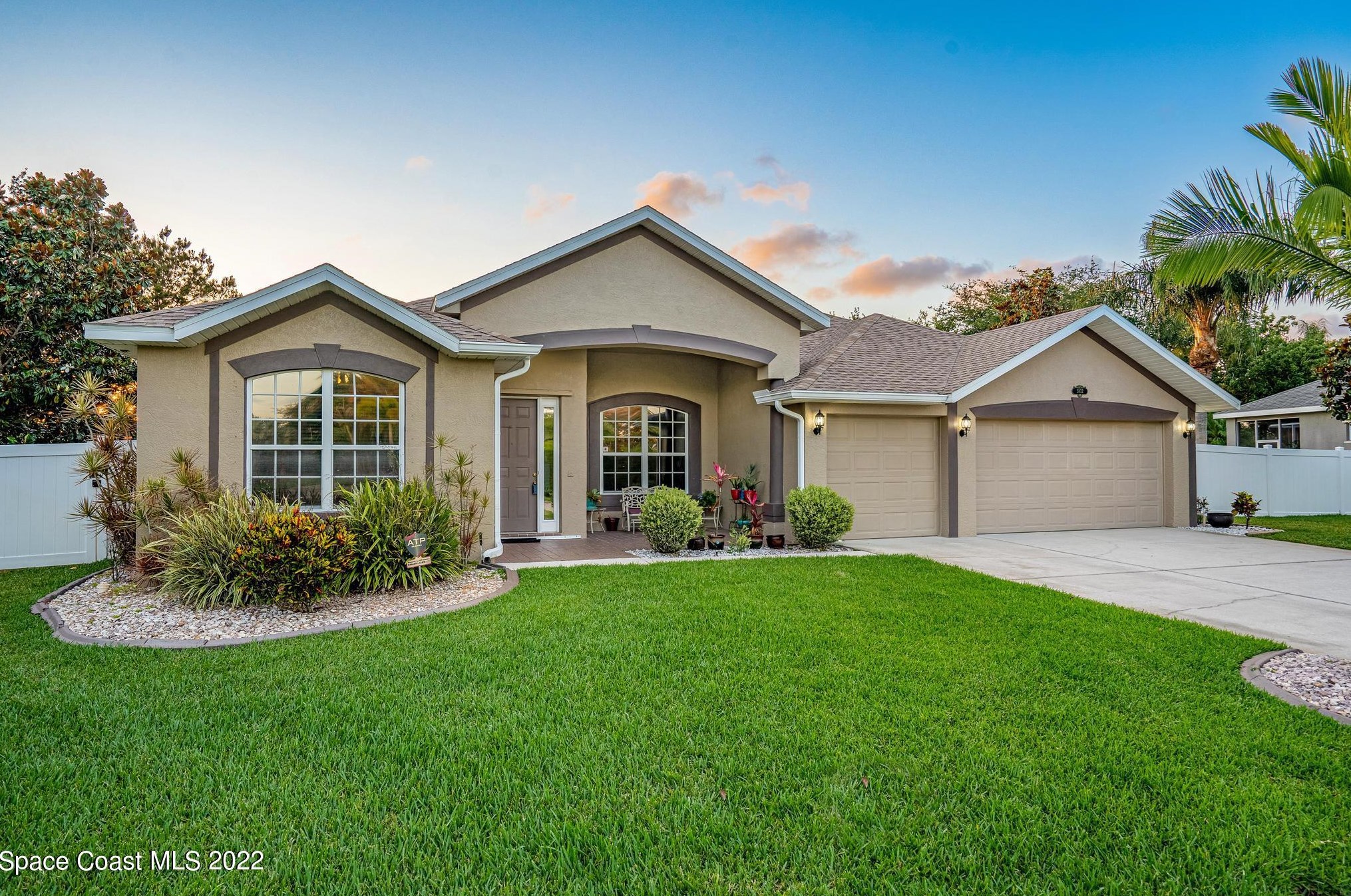 3832 Stream Dr, Melbourne, FL 32940-1103