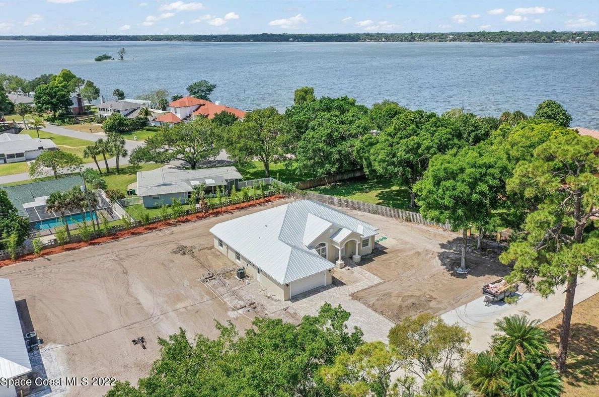 981 S Tropical Trail, Merritt Island, FL 32952