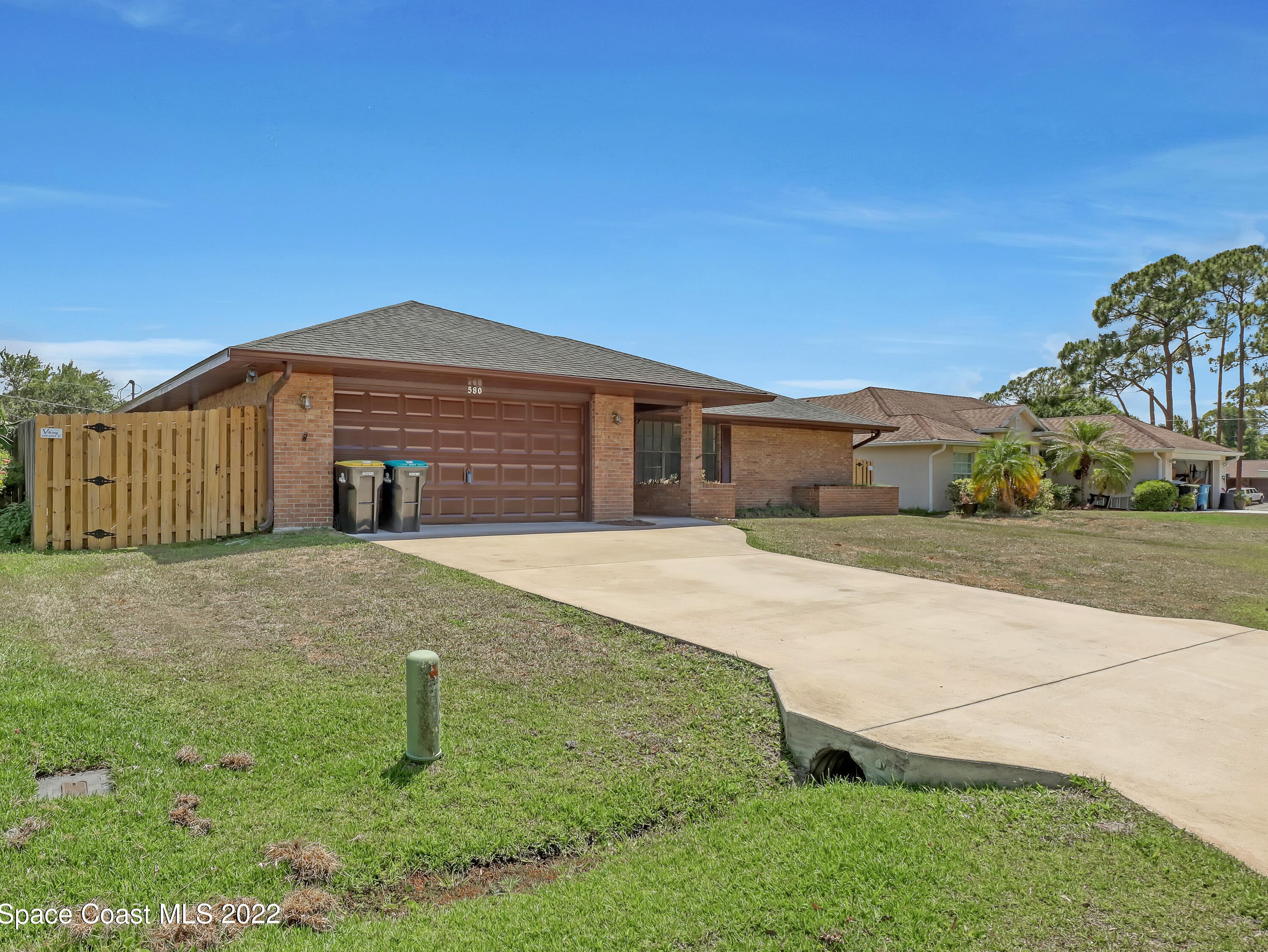 580 Prelude St, Melbourne, FL 32907-1060