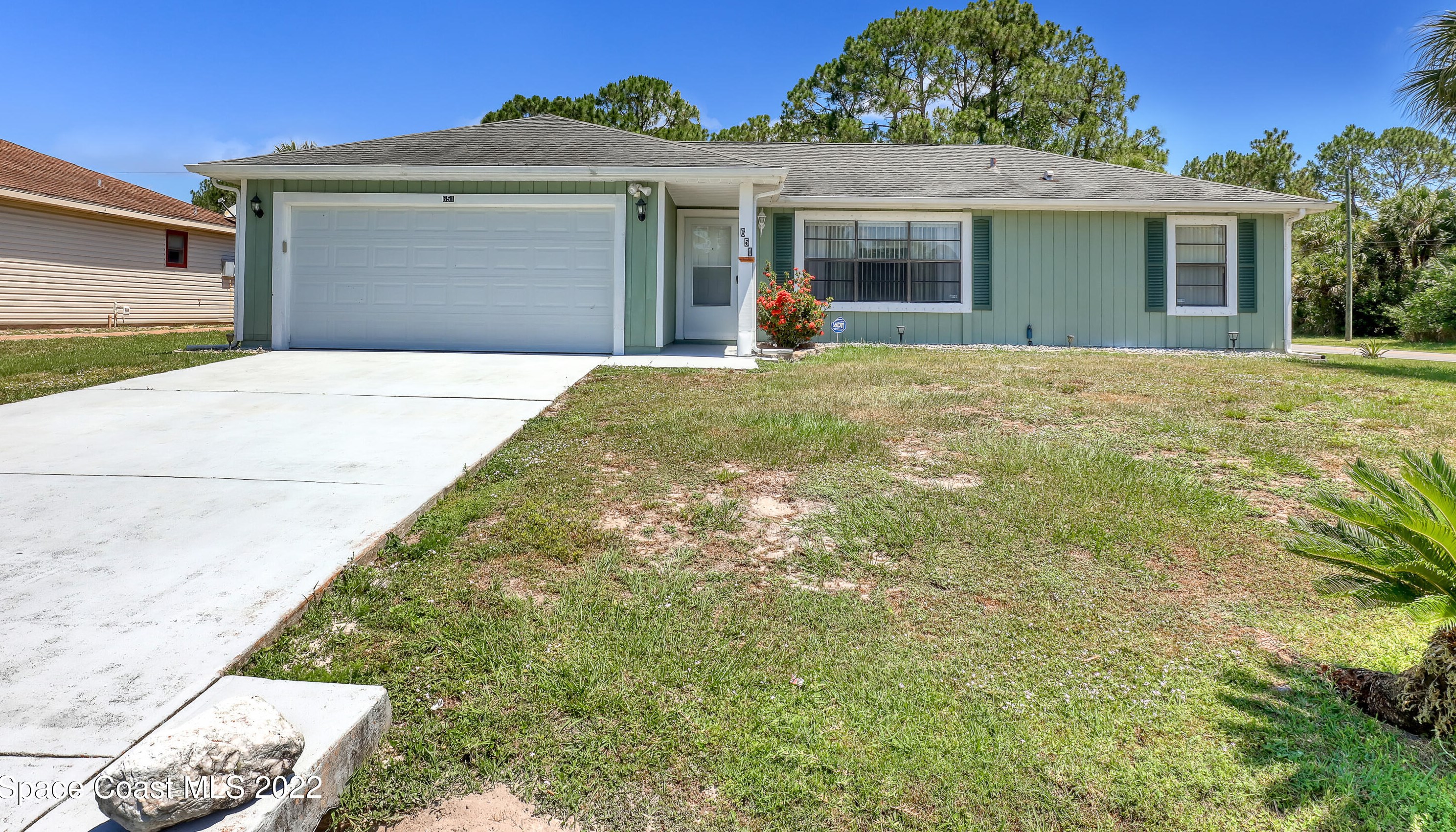 651 Bryant Rd, Melbourne, FL 32908-1814
